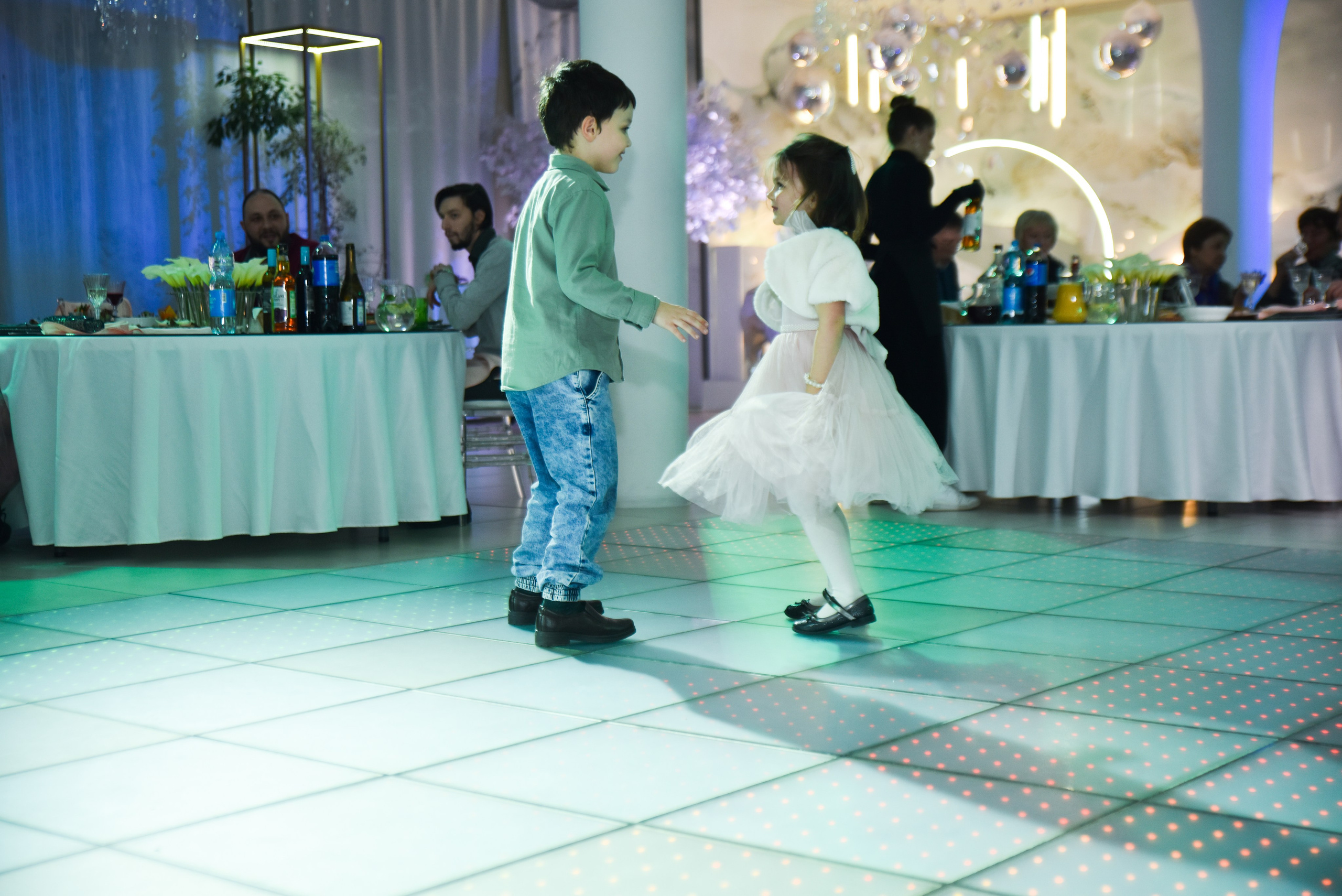 Василиса и Артём. Фотограф Таина Комбарова