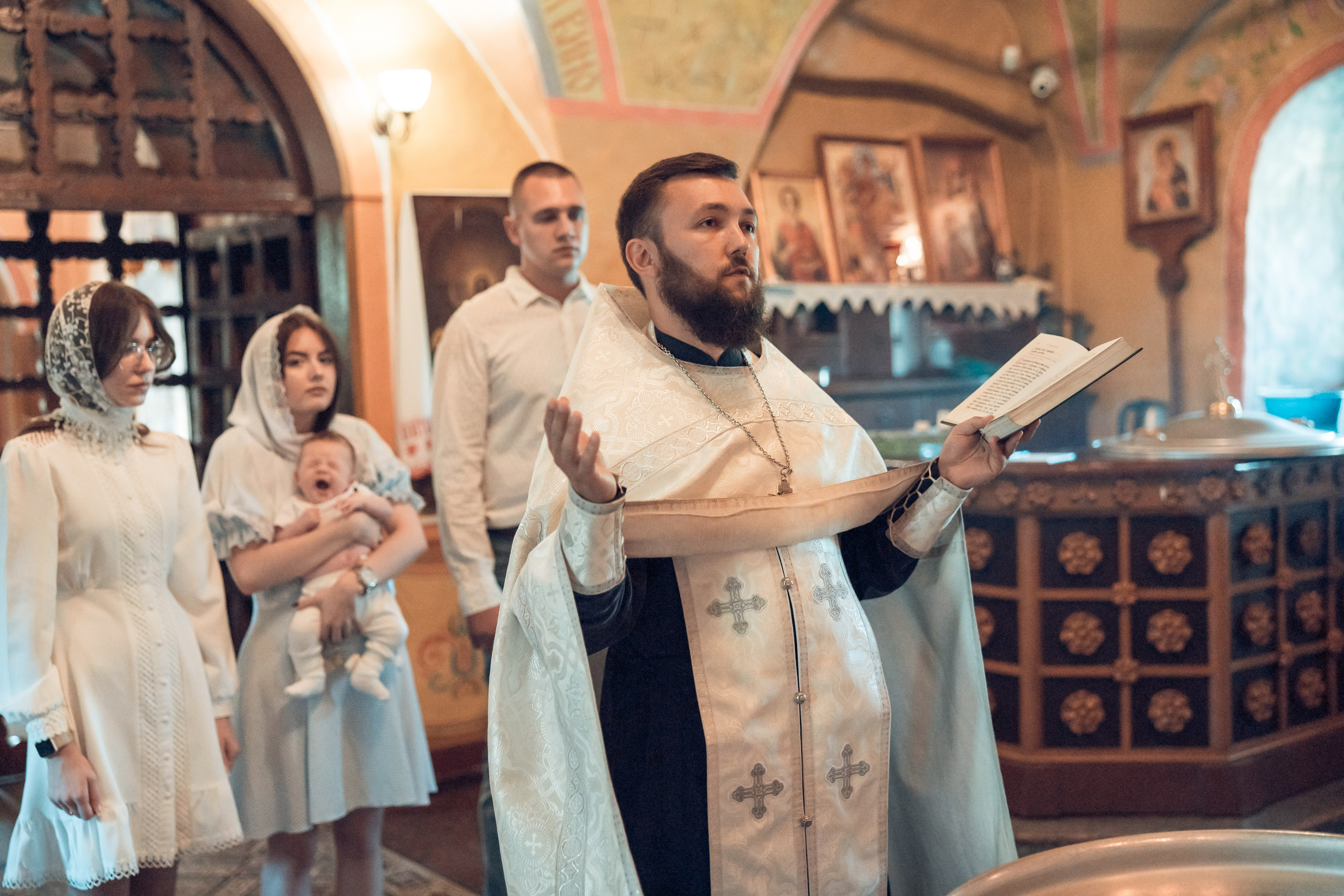 Таинство Крещения Матвея. Спасо-Преображенский храм (Спаса на Яру). Семейный фотограф в Рязани и Рязанской области