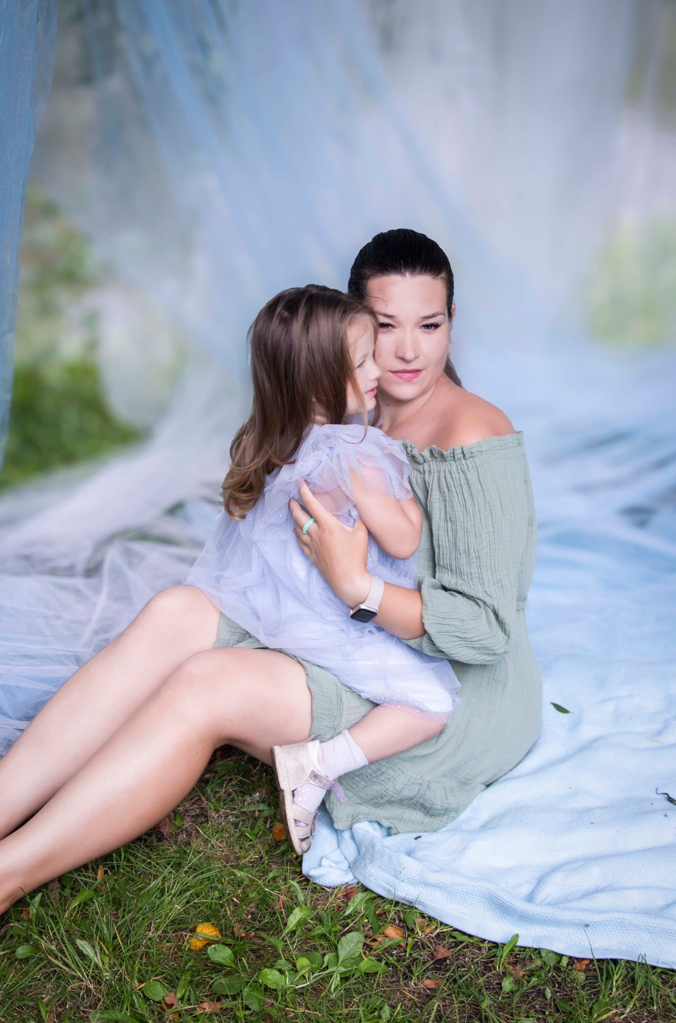 Семейная фотосессия на природе — тёплые моменты под открытым небом. Портретный фотограф в Санкт-Петербурге Савельева Ольга