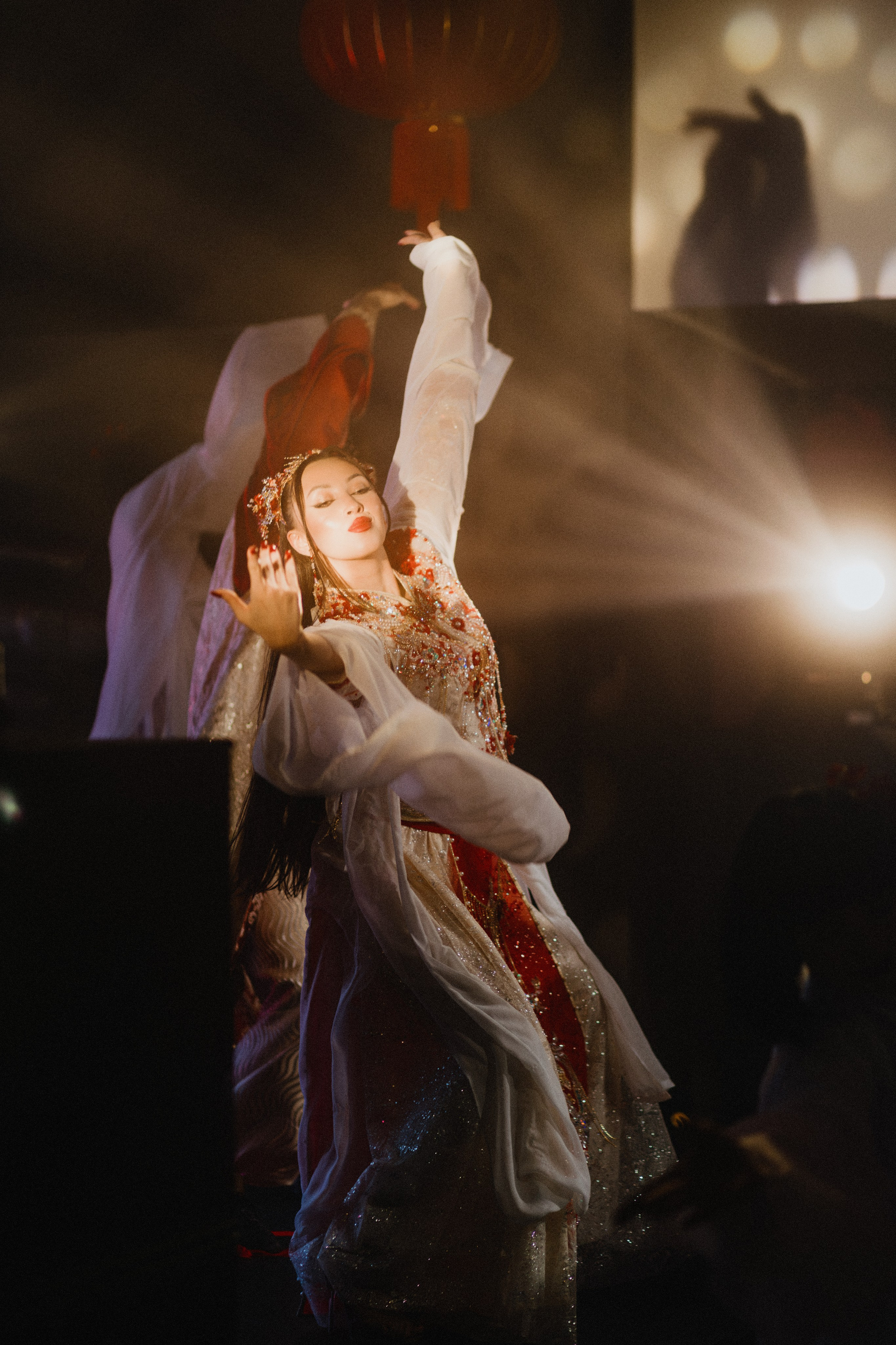 8 марта (воскресенье). BENUAR Restaurant