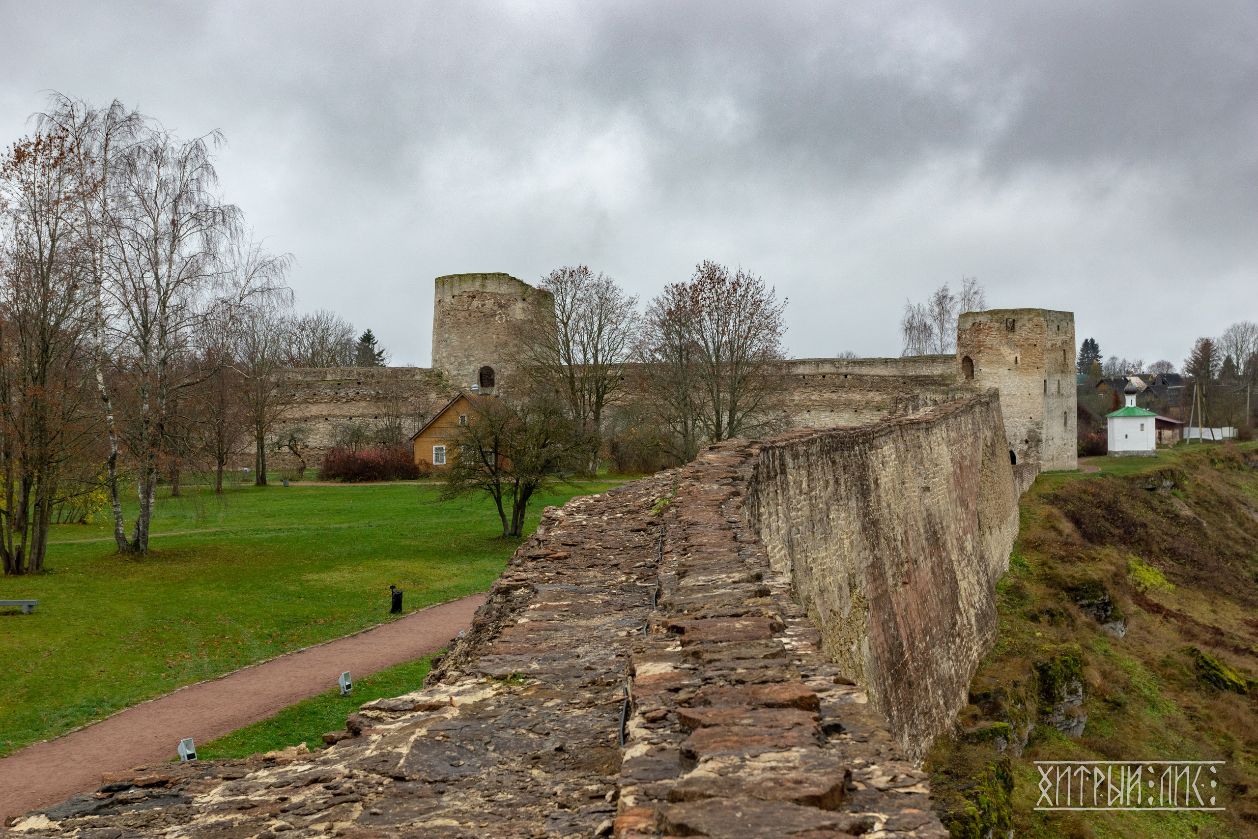 Изборск- Печоры-Псков-Новгород-Торжок. Фотограф-путешественник Самойлов Максим «Sly Fox»