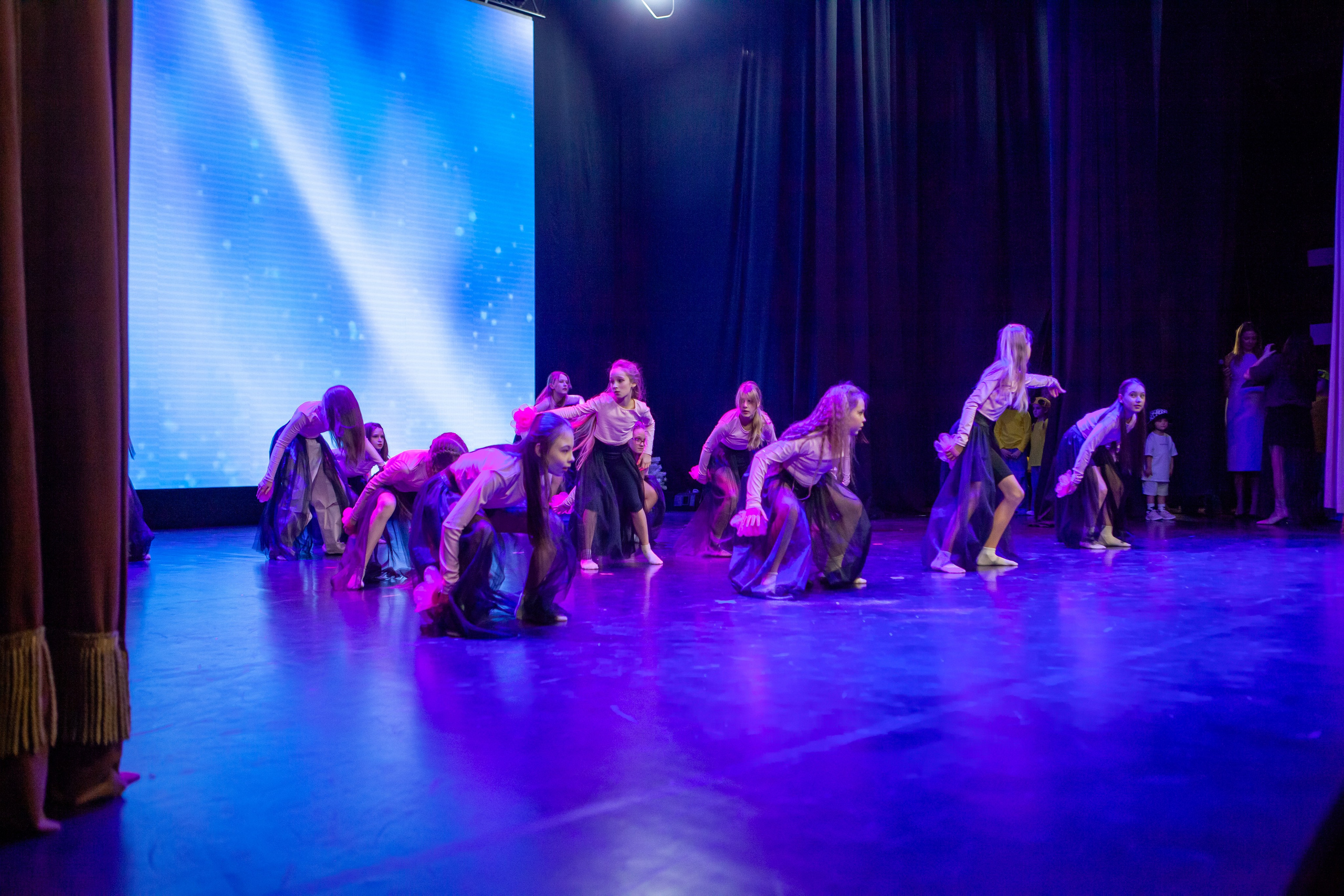 Концерт детской танцевальной школы. Репортажный, семейный, свадебный, портретный фотограф