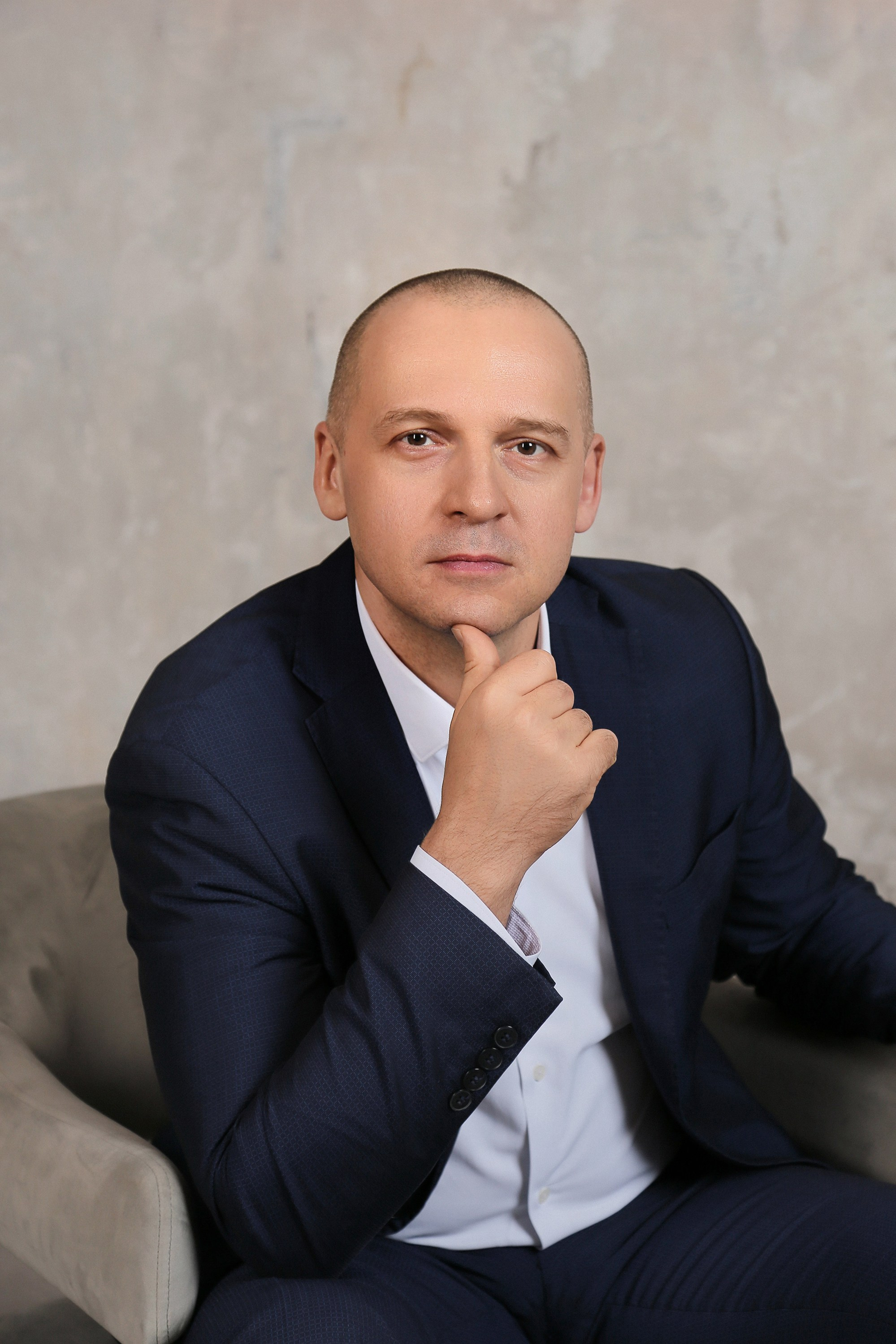 Мужская фотосессия в студии. Фотограф Анна Добрачёва