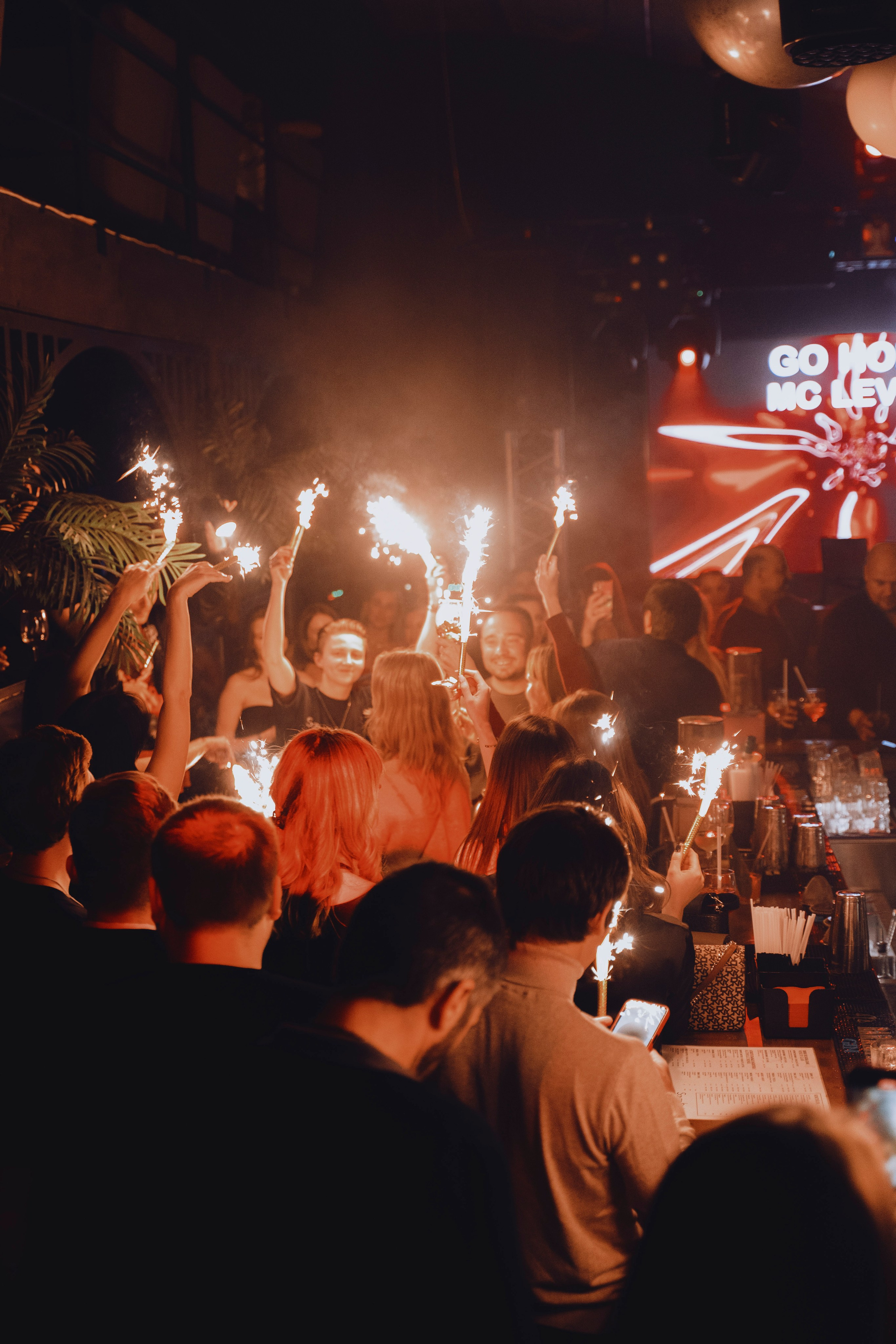 SANTA BARBARA. NIGHT VISION ФОТОГРАФЫ И ВИДЕОГРАФЫ СПБ