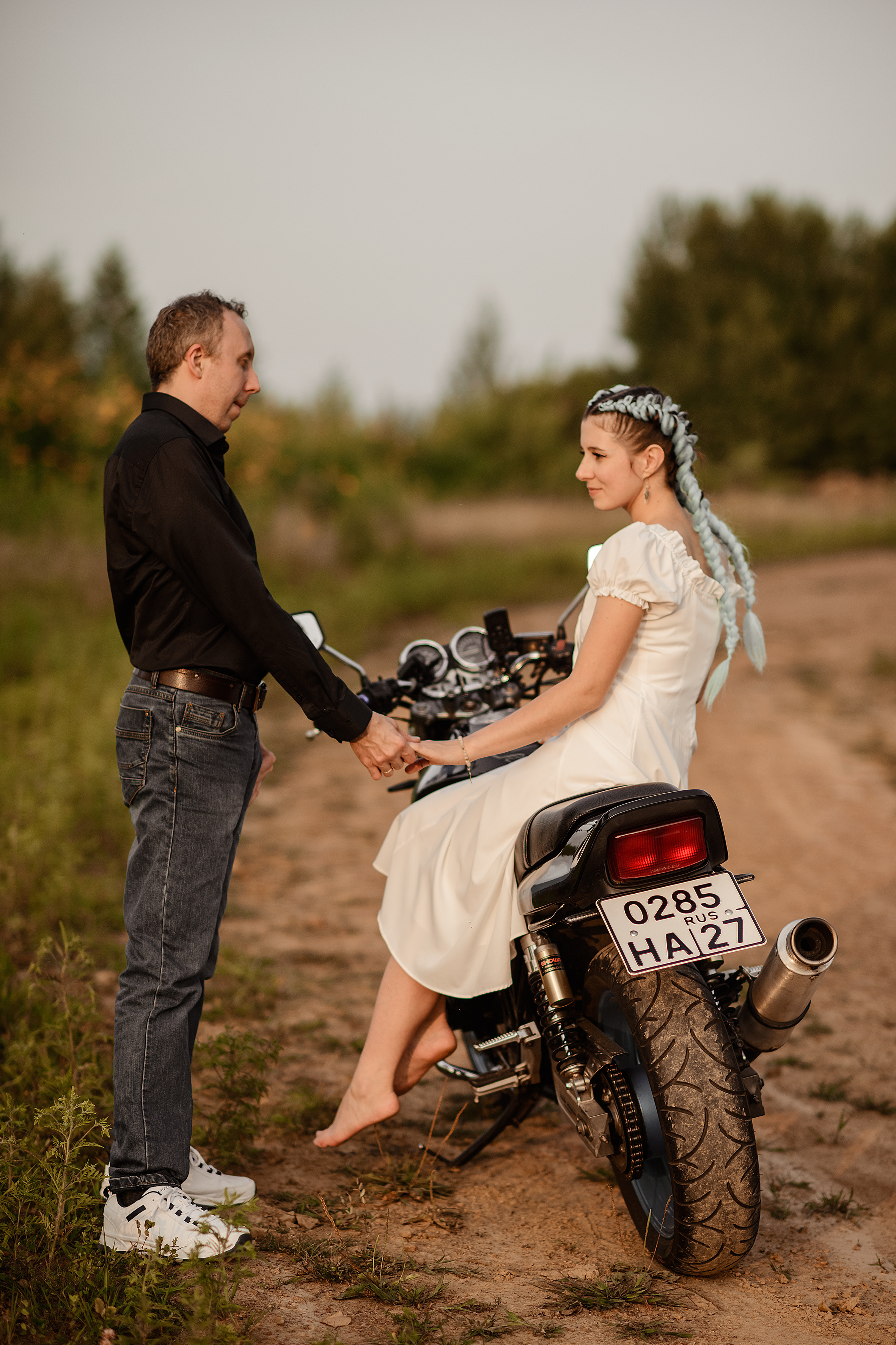 И целого мира мало…