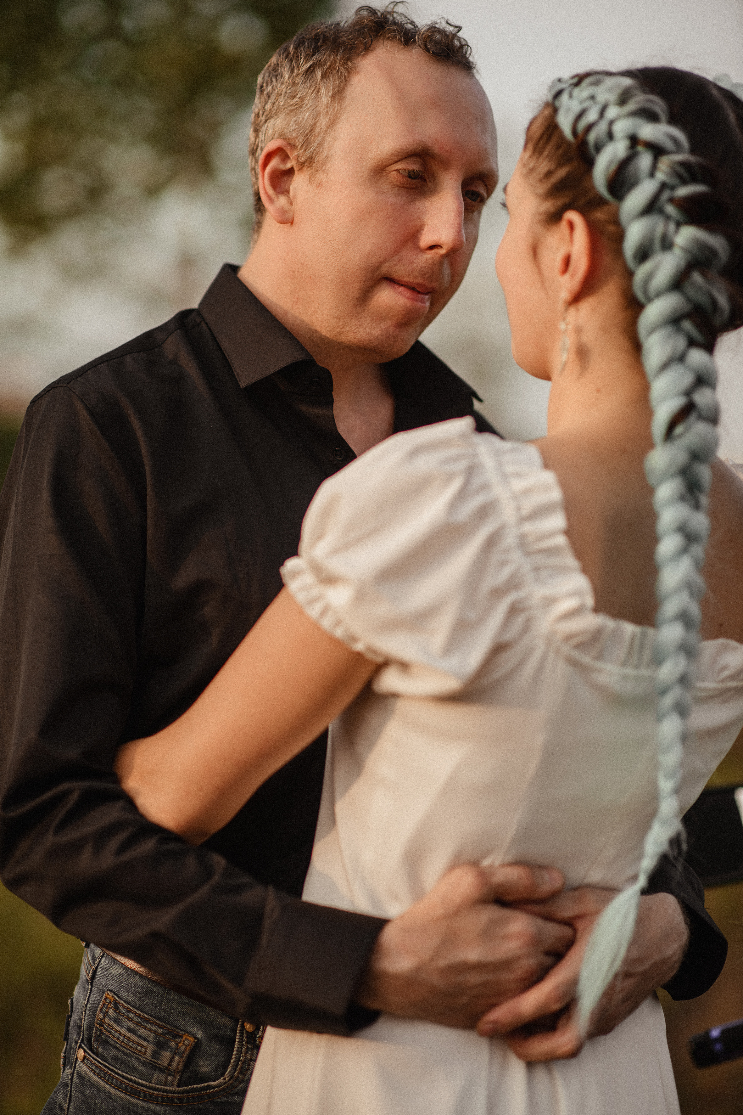 И целого мира мало…