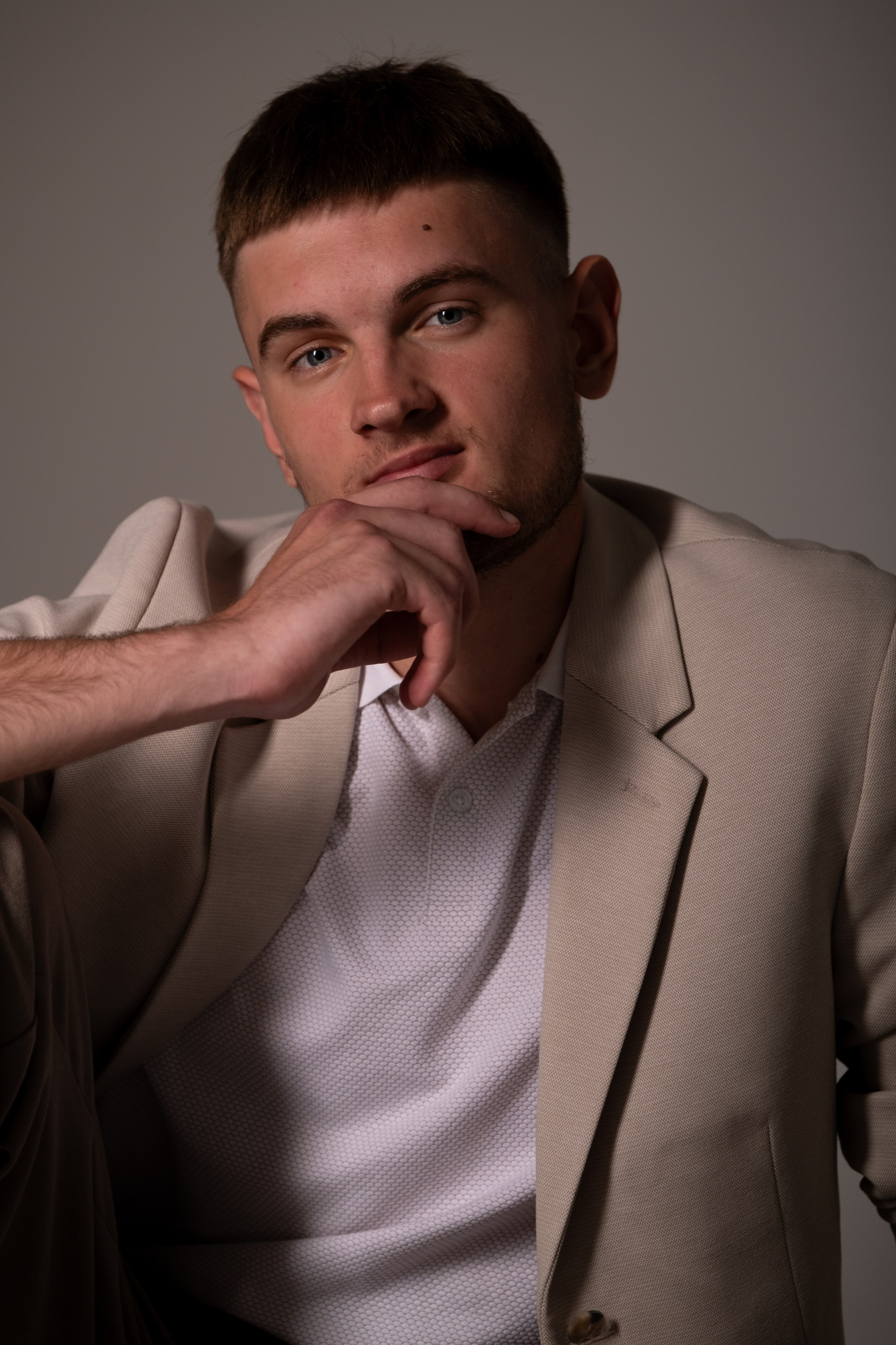 Владимир. Профессиональная фотосъемка в Крыму. Натуральные эмоции и живые кадры. Забронируйте дату прямо сейчас!