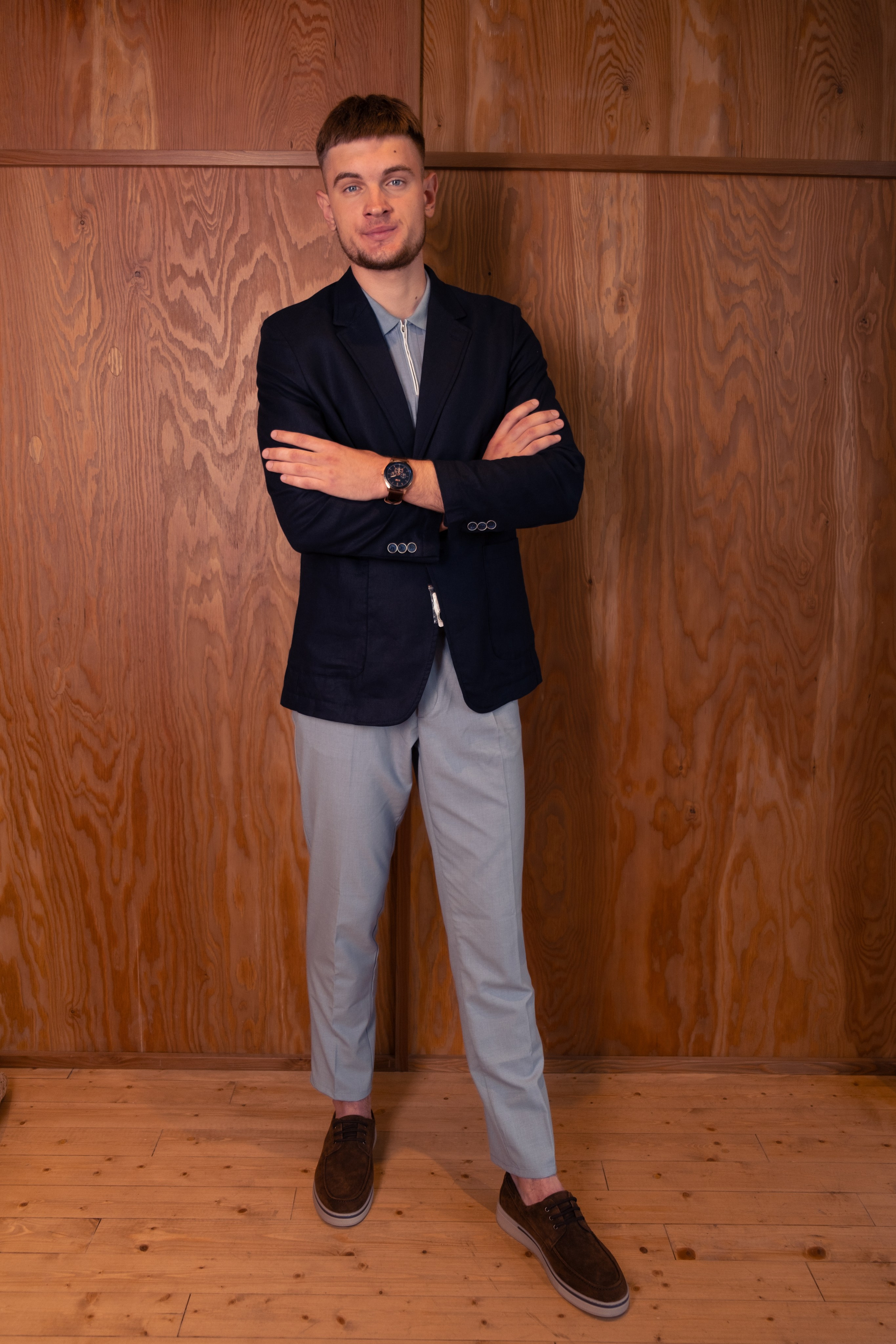 Владимир. Профессиональная фотосъемка в Крыму. Натуральные эмоции и живые кадры. Забронируйте дату прямо сейчас!