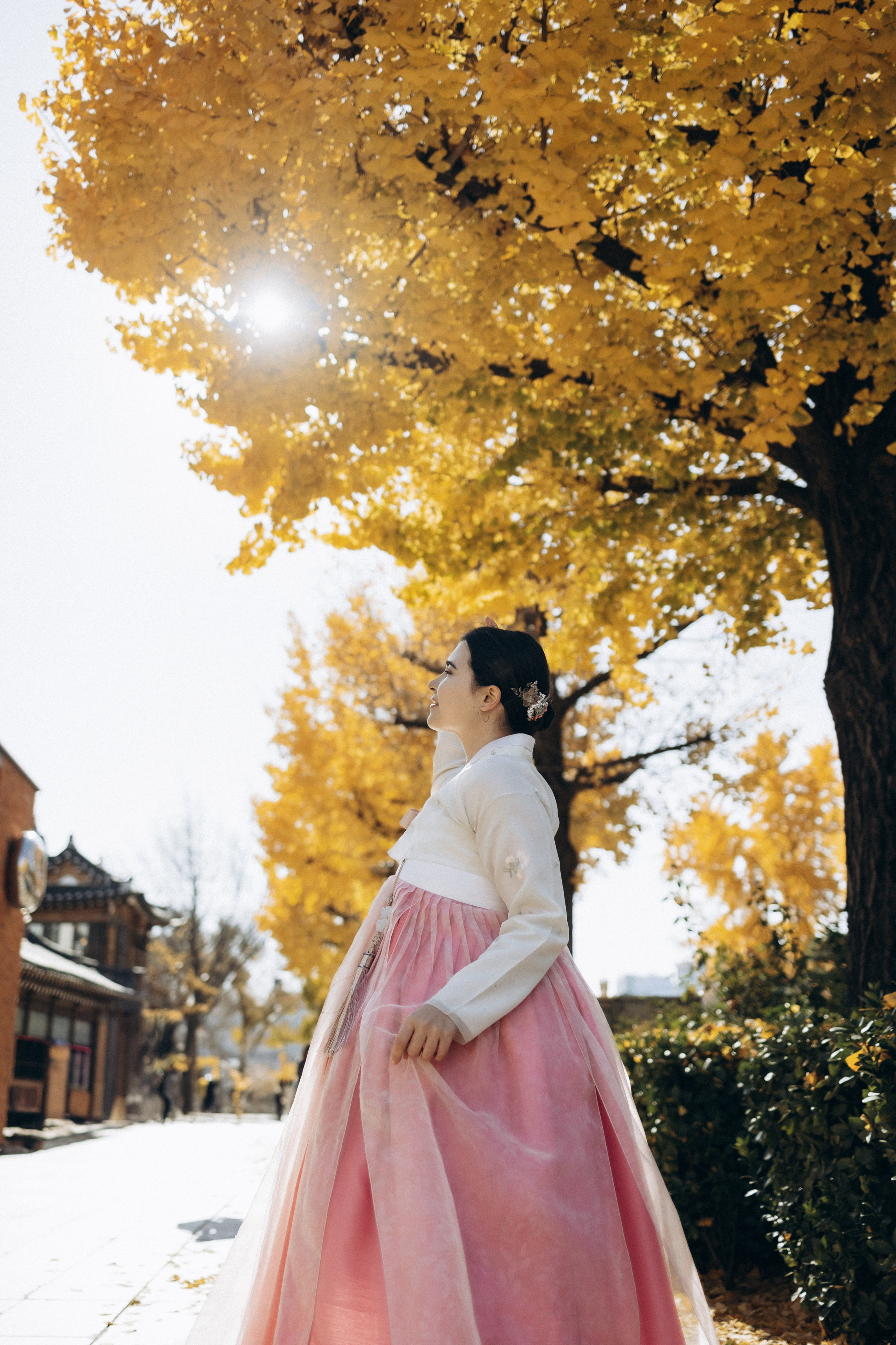 Фотосессия Маши и Саши в ханбоках. Фотограф Артем Бросов в Санкт-Петербурге и Дубае