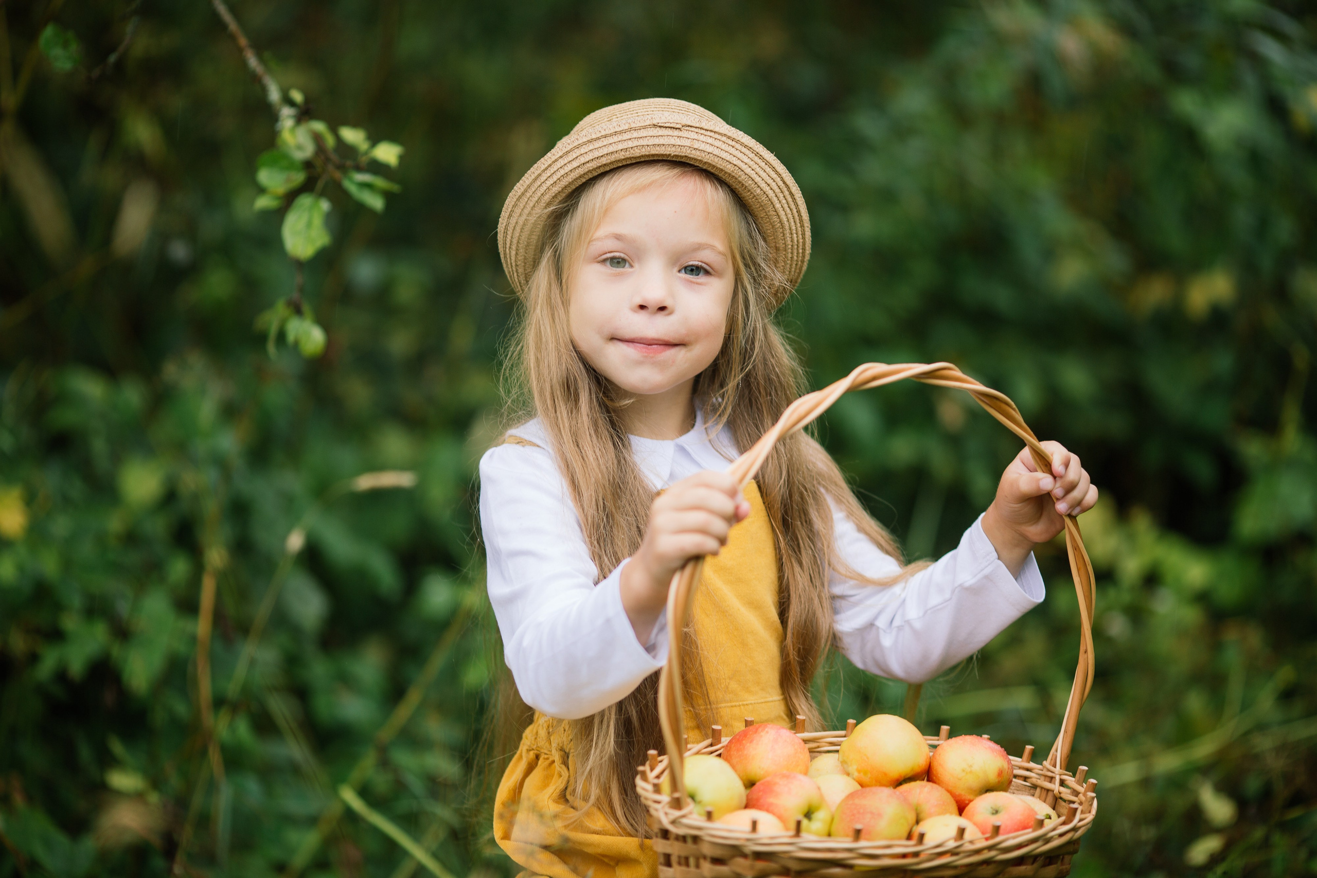 Яблочный фотодень. Семейный фотограф Толстикова Кристина