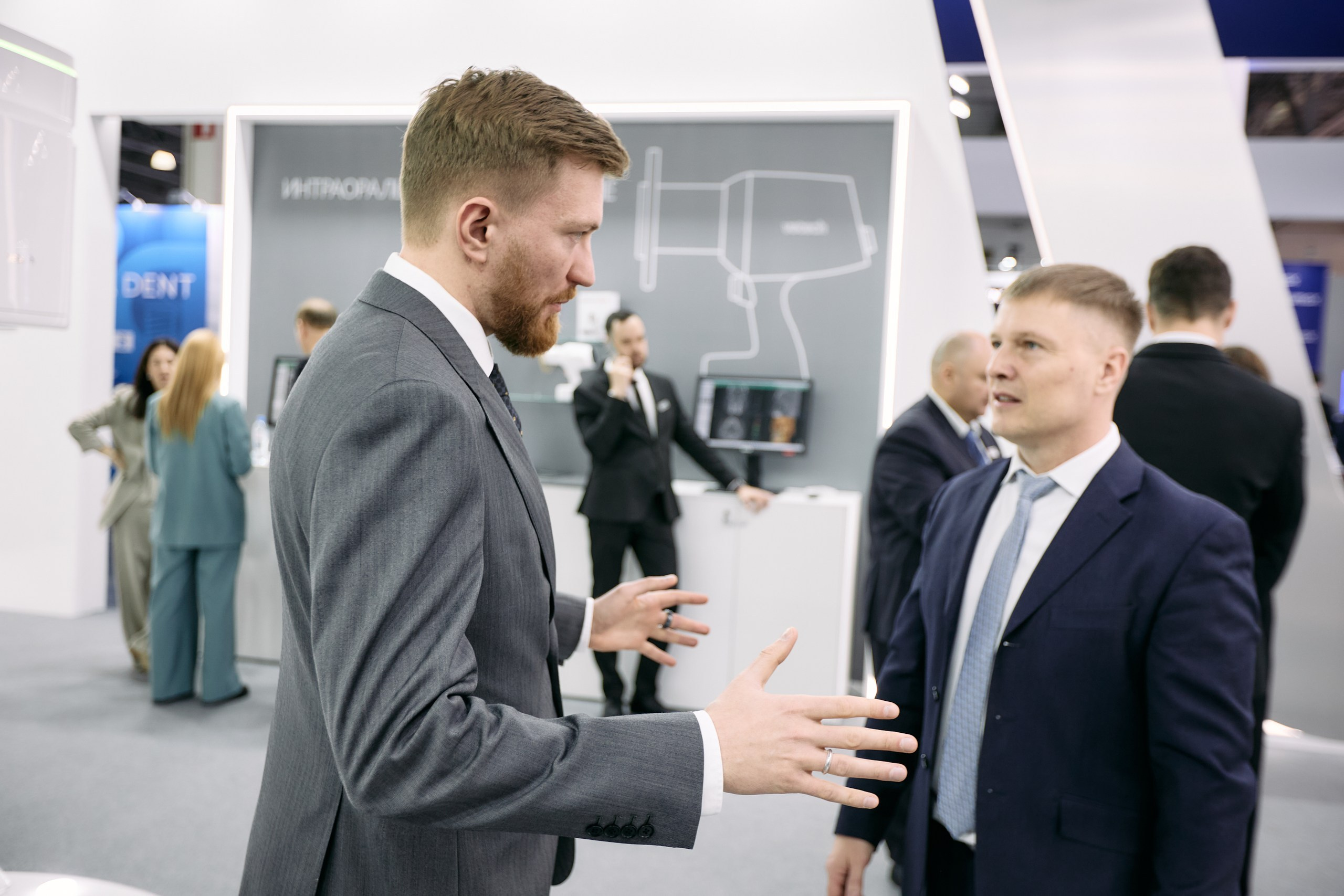 Дентал Салон 2026: Vatech. Свадебный и репортажный фотограф Дмитрий Кононенко