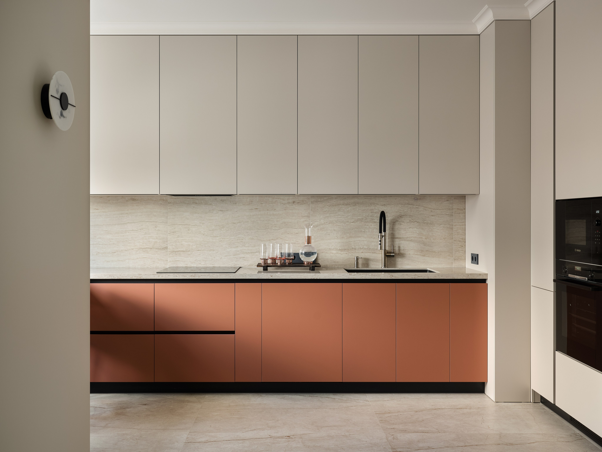 Лаконичный интерьер с акцентами. Фотограф Наталья Вершинина