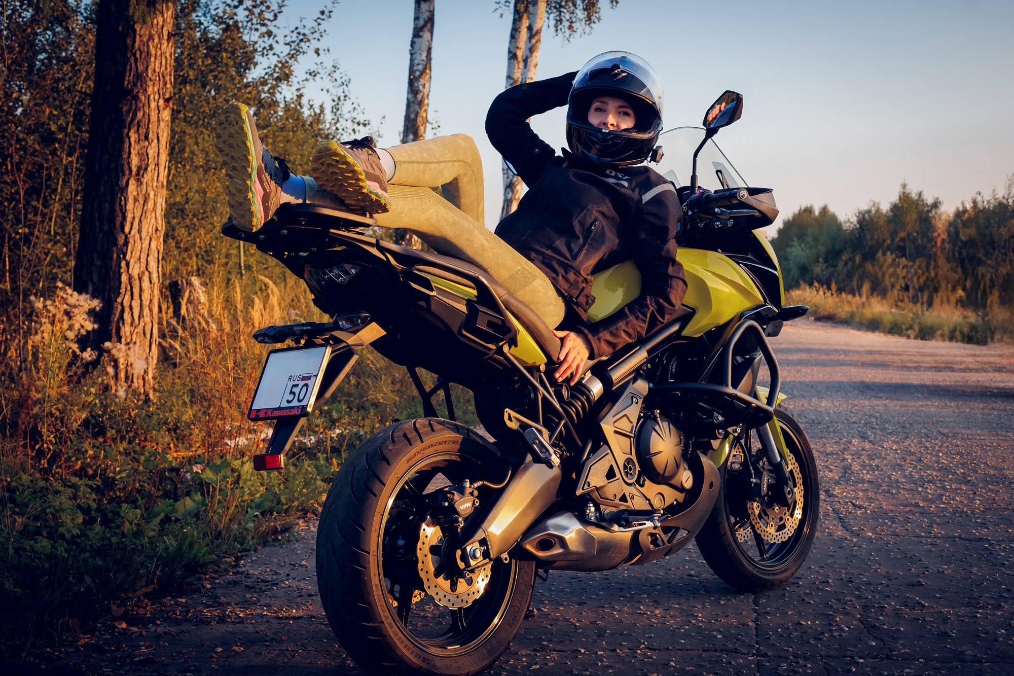 Портрет с мото. Свадебный и репортажный фотограф в Москве и Московской области