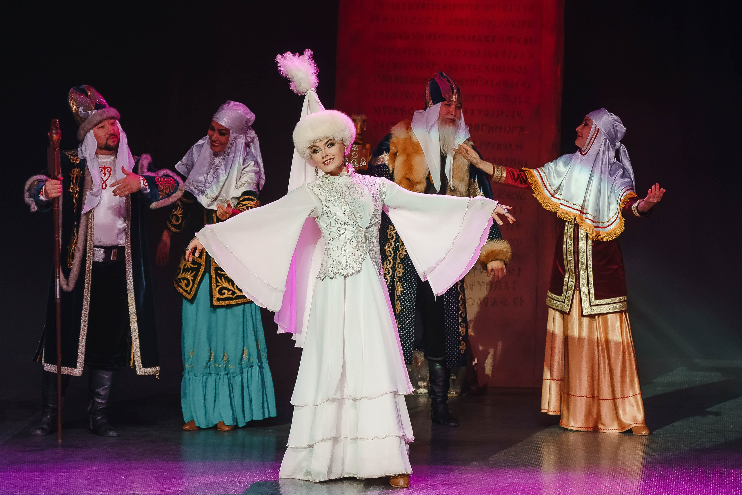 Спектакль театра танца «Наз» Туйгындар. Главная