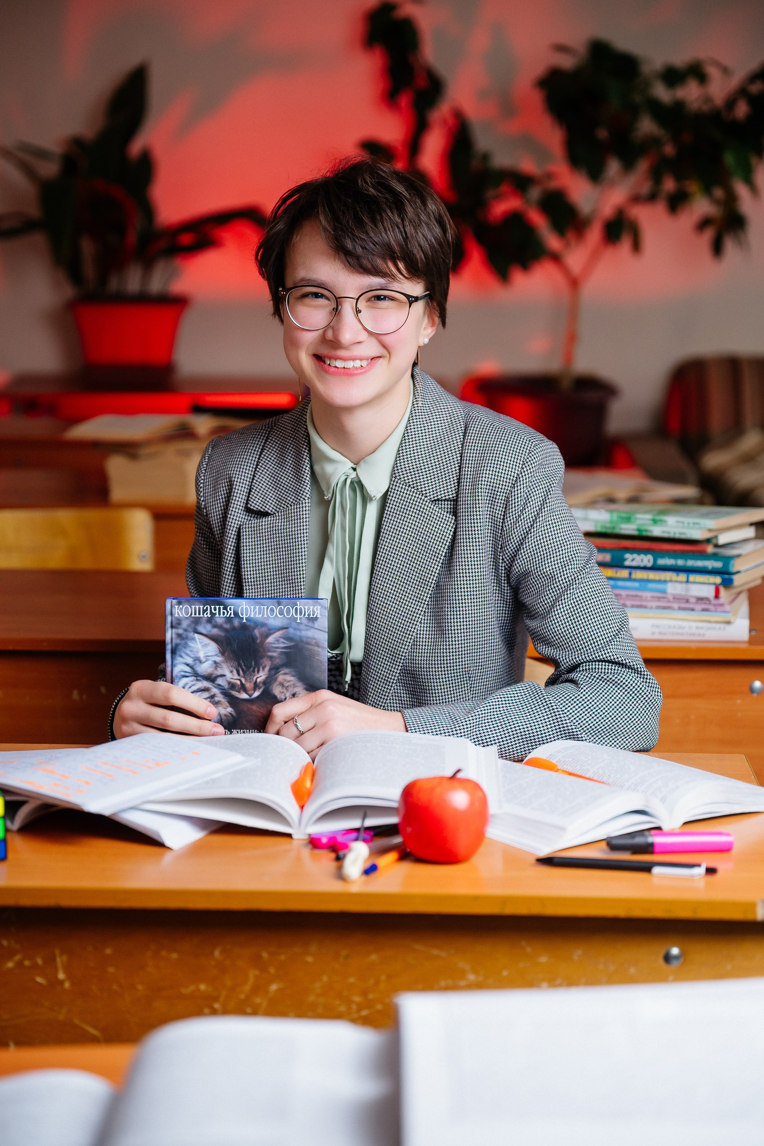 Фотосъемки для школьных альбомов. Выпускные альбомы. Съемка в школах и детских садах