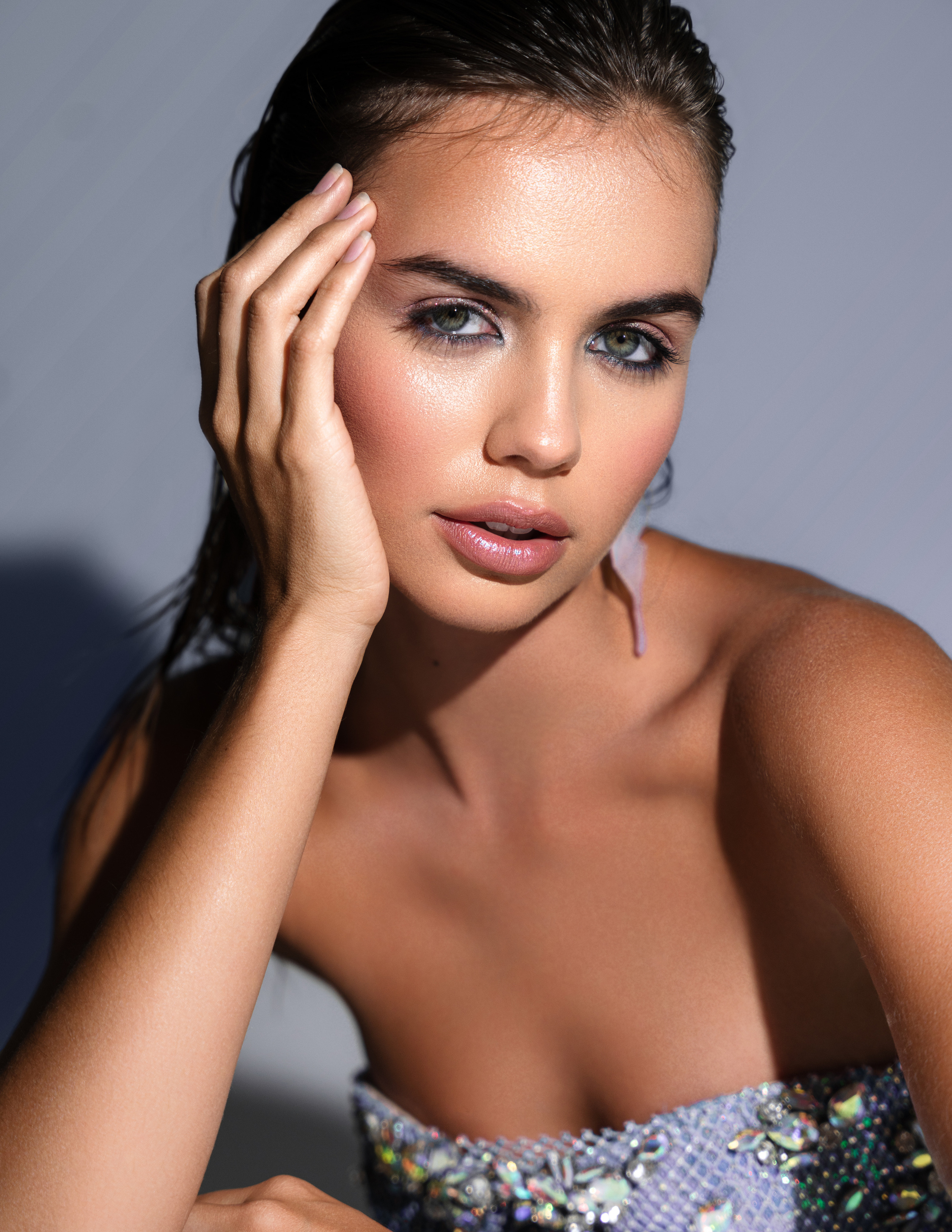 AlexLee. Retusher Maryia Buhai