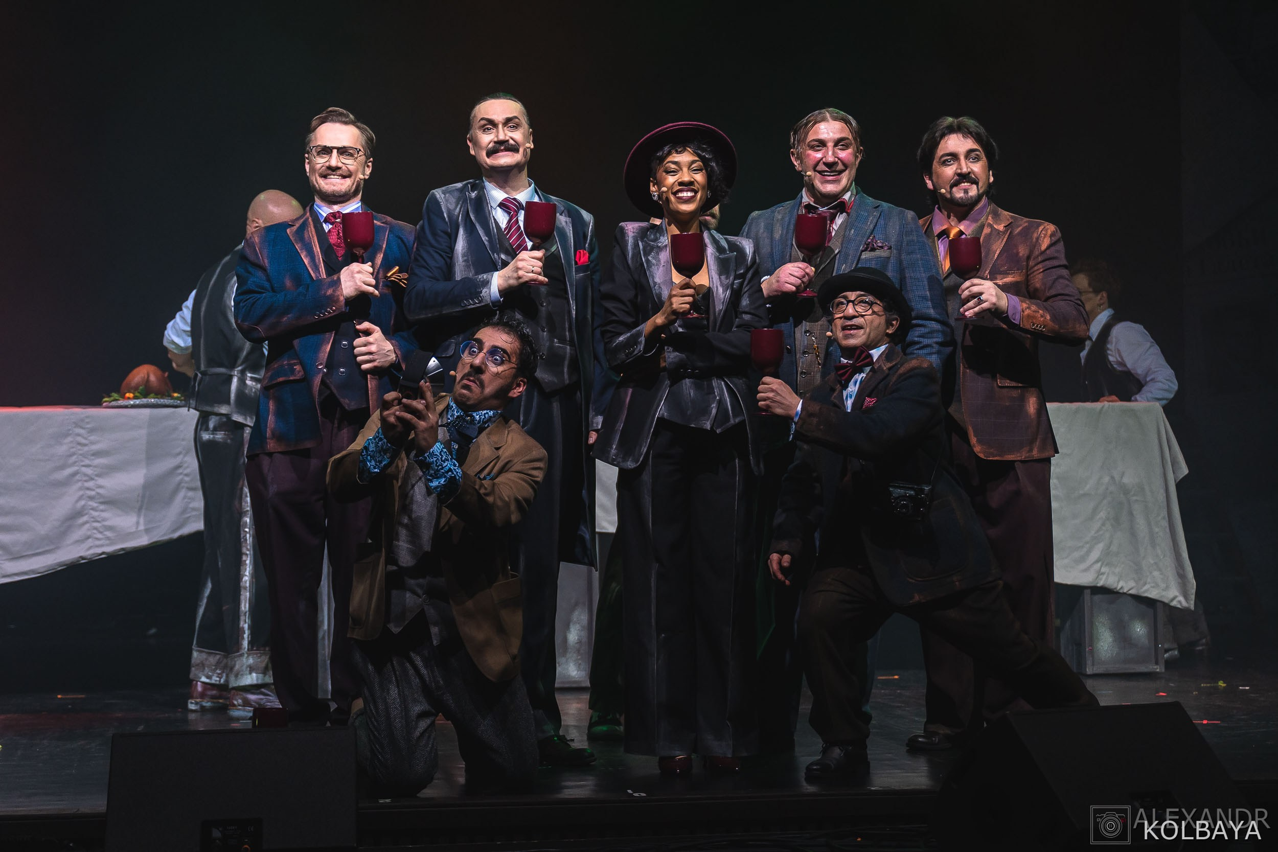 Фотографии со спектакля «Однажды в городе N». Концертный и театральный репортажный фотограф в Москве Александр Колбая
