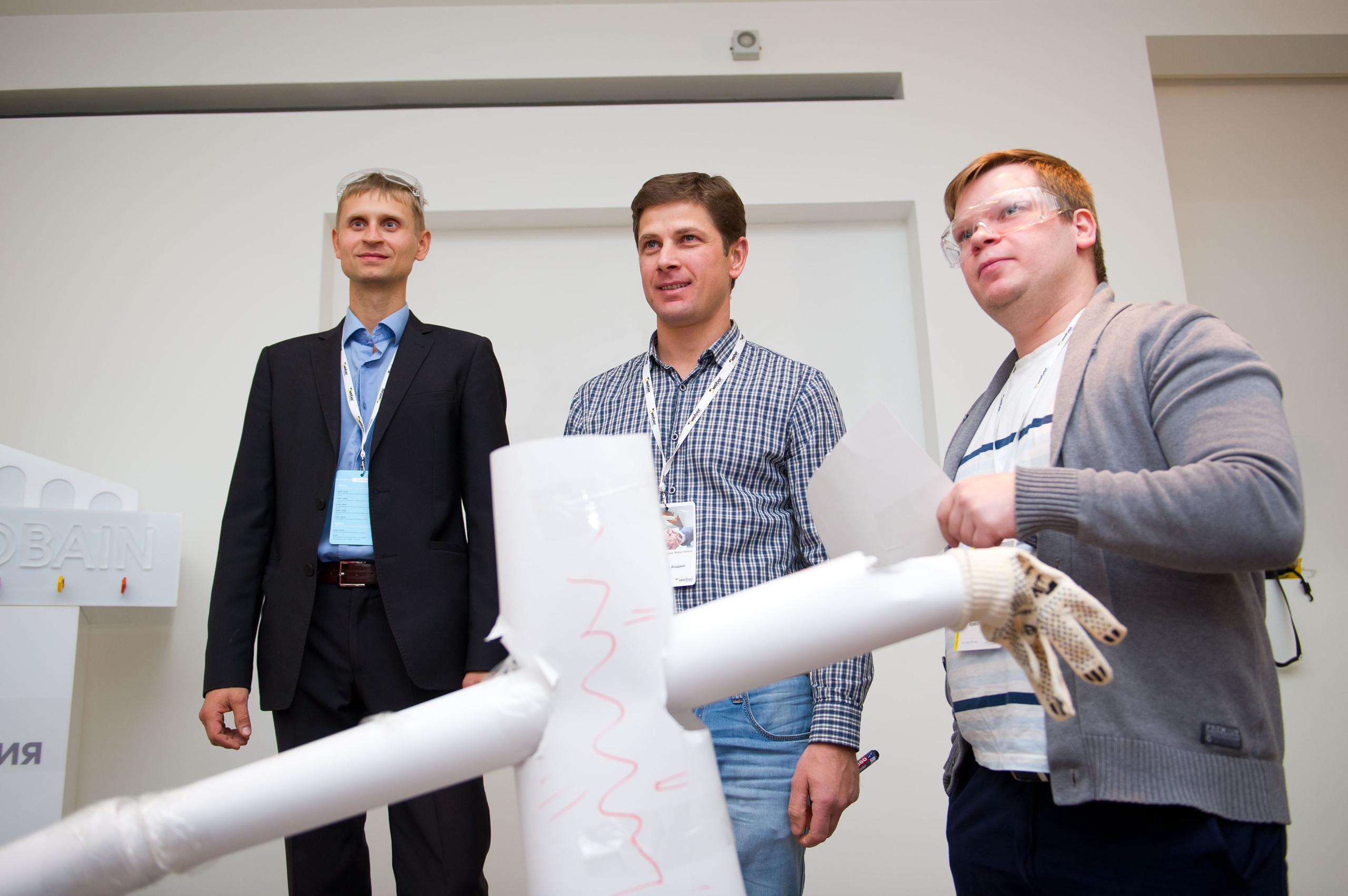 Saint-Gobain демонстрационный центр. Встреча блогеров и представителей фирмы. Репортажный фотограф и видеограф Слава Думчев. Тимбилдинги, отчетники, корпоративы