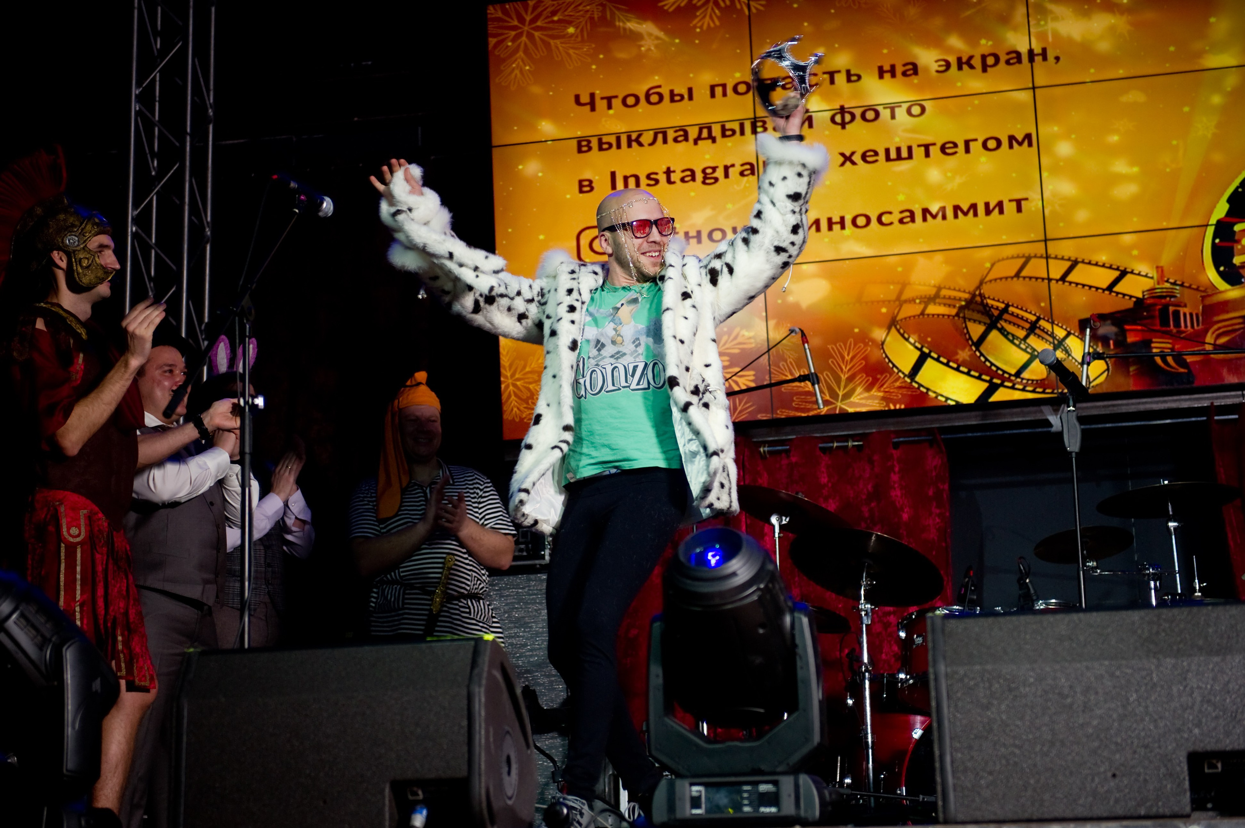 Новогодний корпоратив Summit. Репортажный фотограф и видеограф Слава Думчев. Тимбилдинги, отчетники, корпоративы