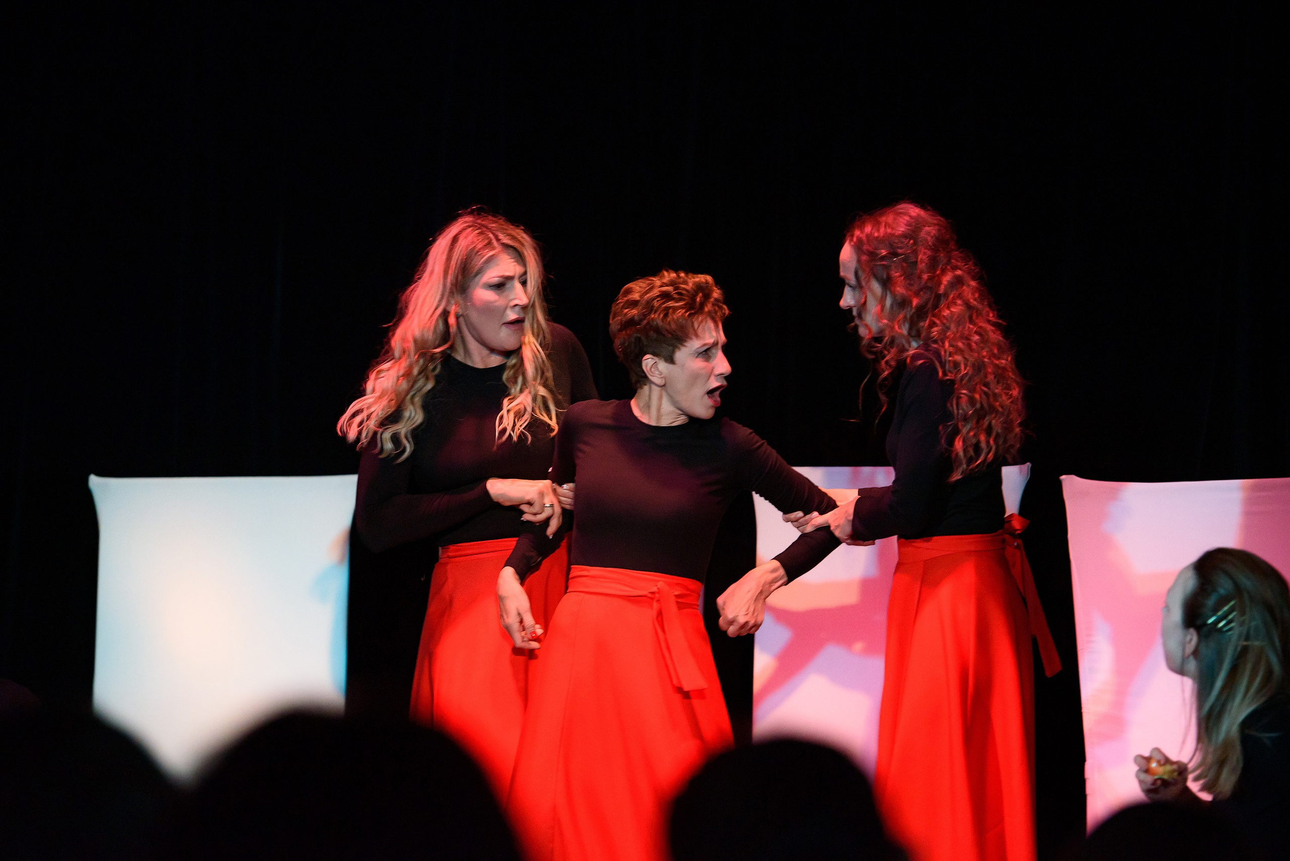 Жива Я?. ЖиваЯ — театр Ксении Сосновских