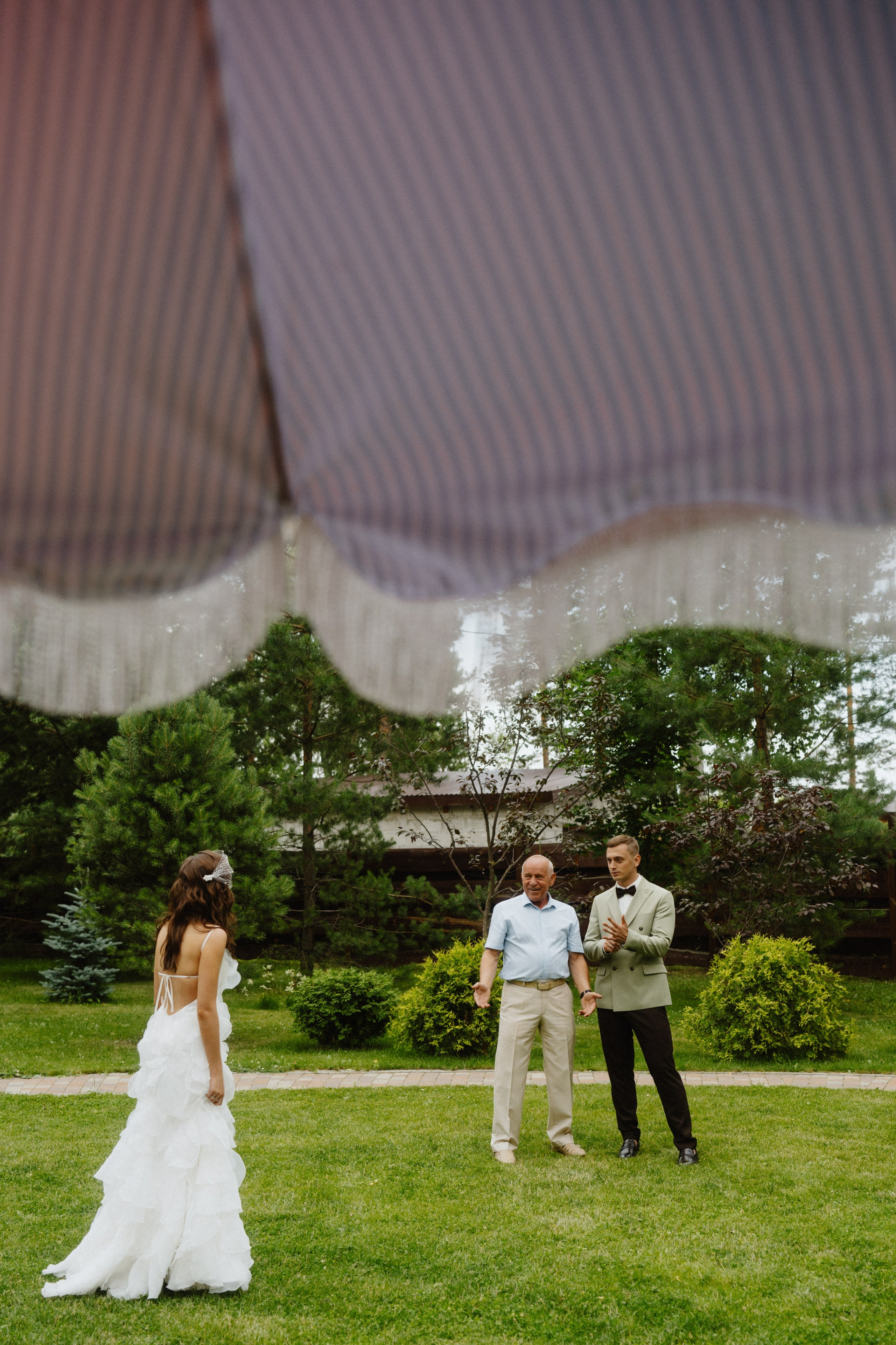 Жара, июнь. Свадебный фотограф Саша Базенко