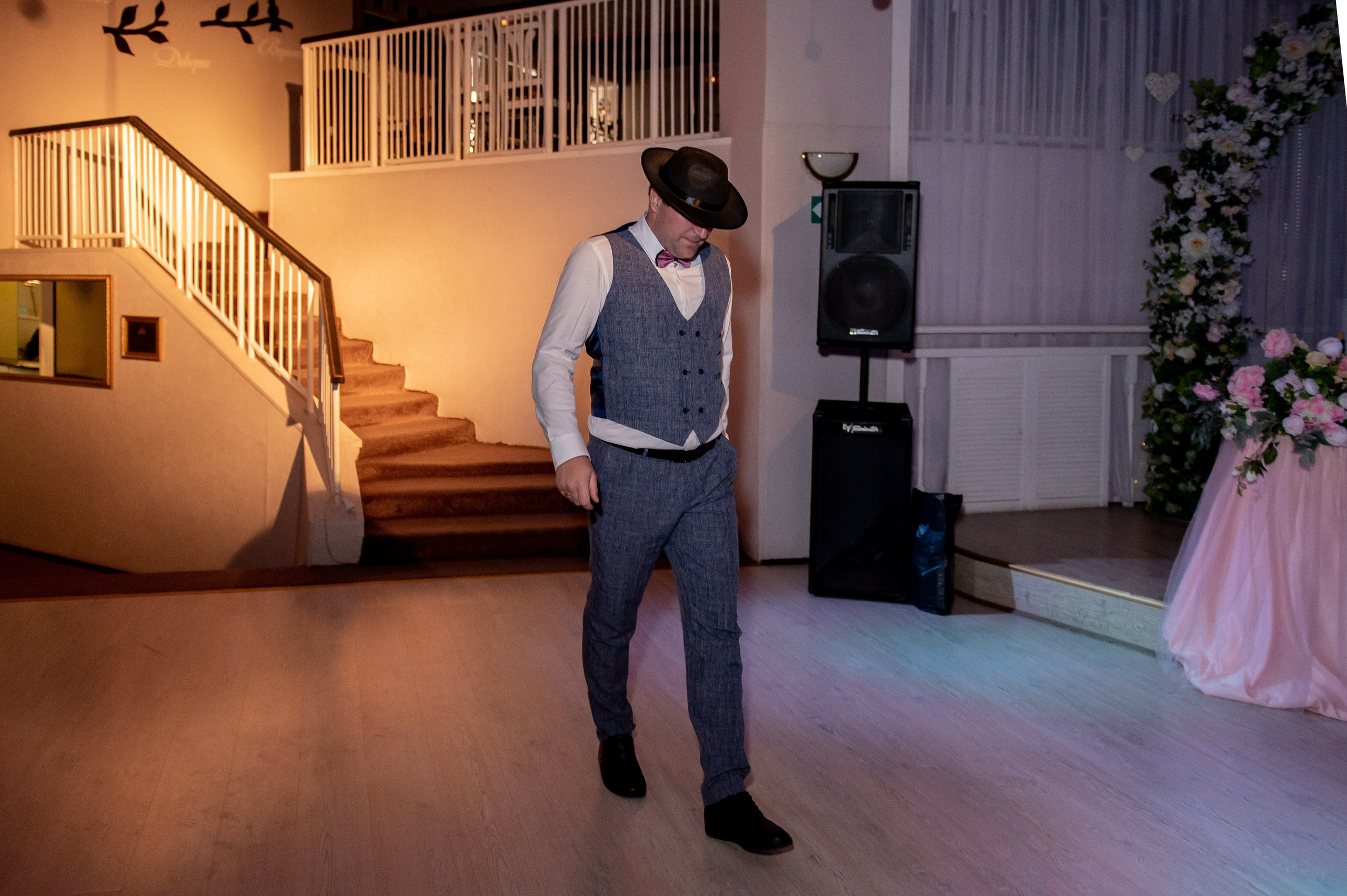 Анастасия и Игорь (фотосессия во Втором Дворце Бракосочетания, Польский сад, здание городской Ратуши). Портретный, семейный и свадебный фотограф в Санкт-Петербурге и в Пушкине Ширяев Денис