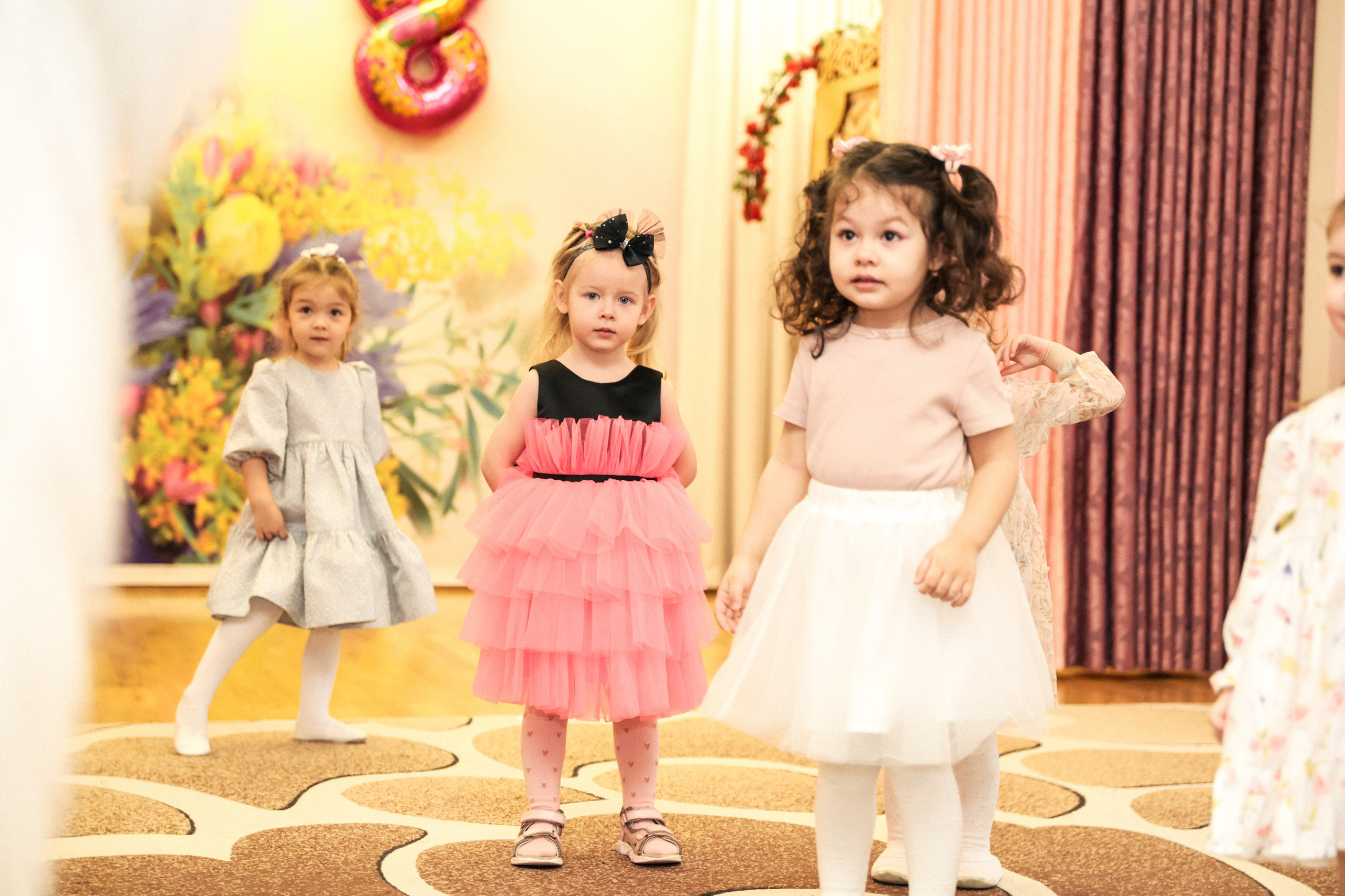 Детский садик. The EVL gallery