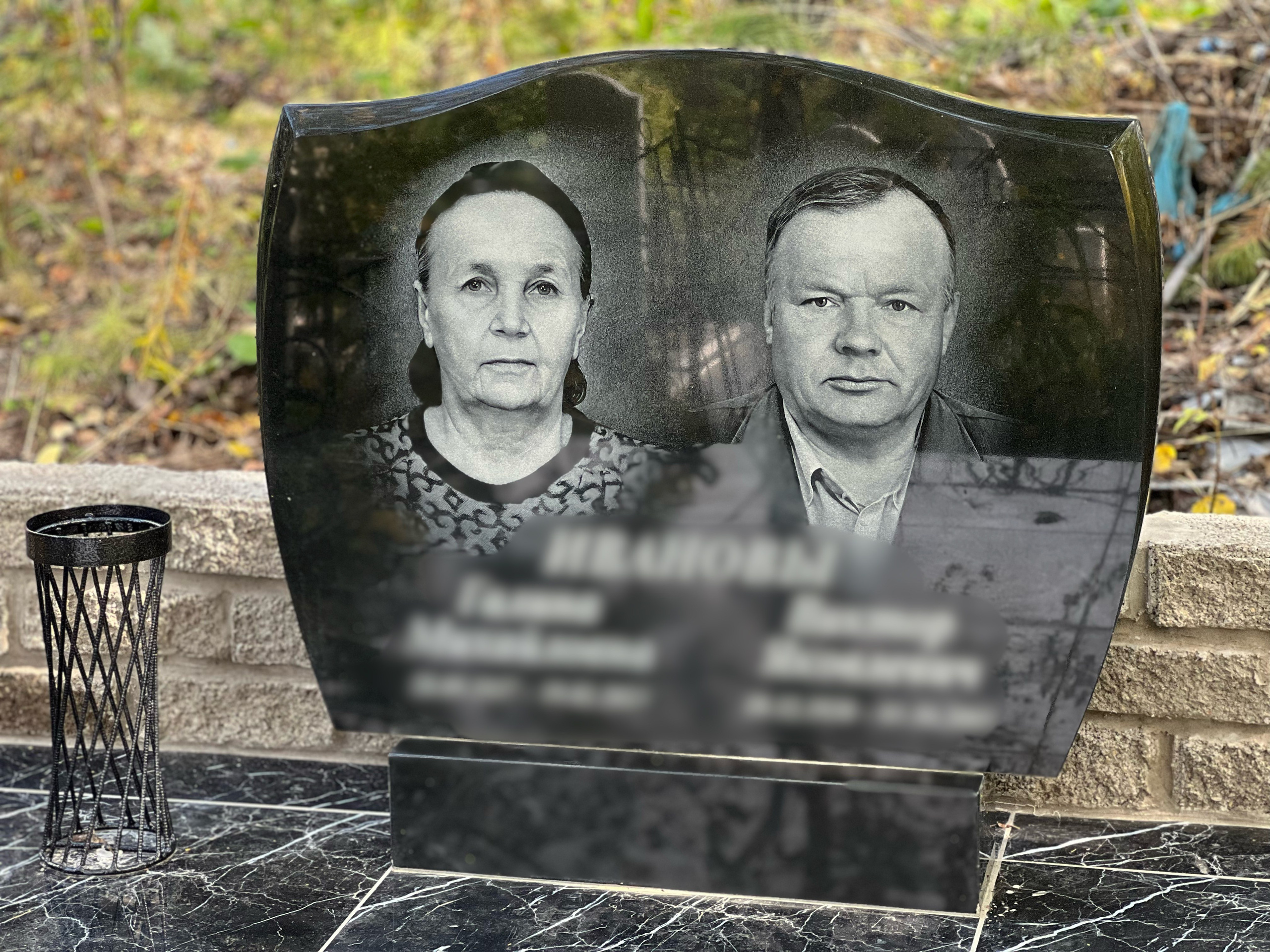 Гравировка от наших художников. ГРАНИТ26 Ритуальные услуги Железногорск. Благоустройство могил, продажа памятников