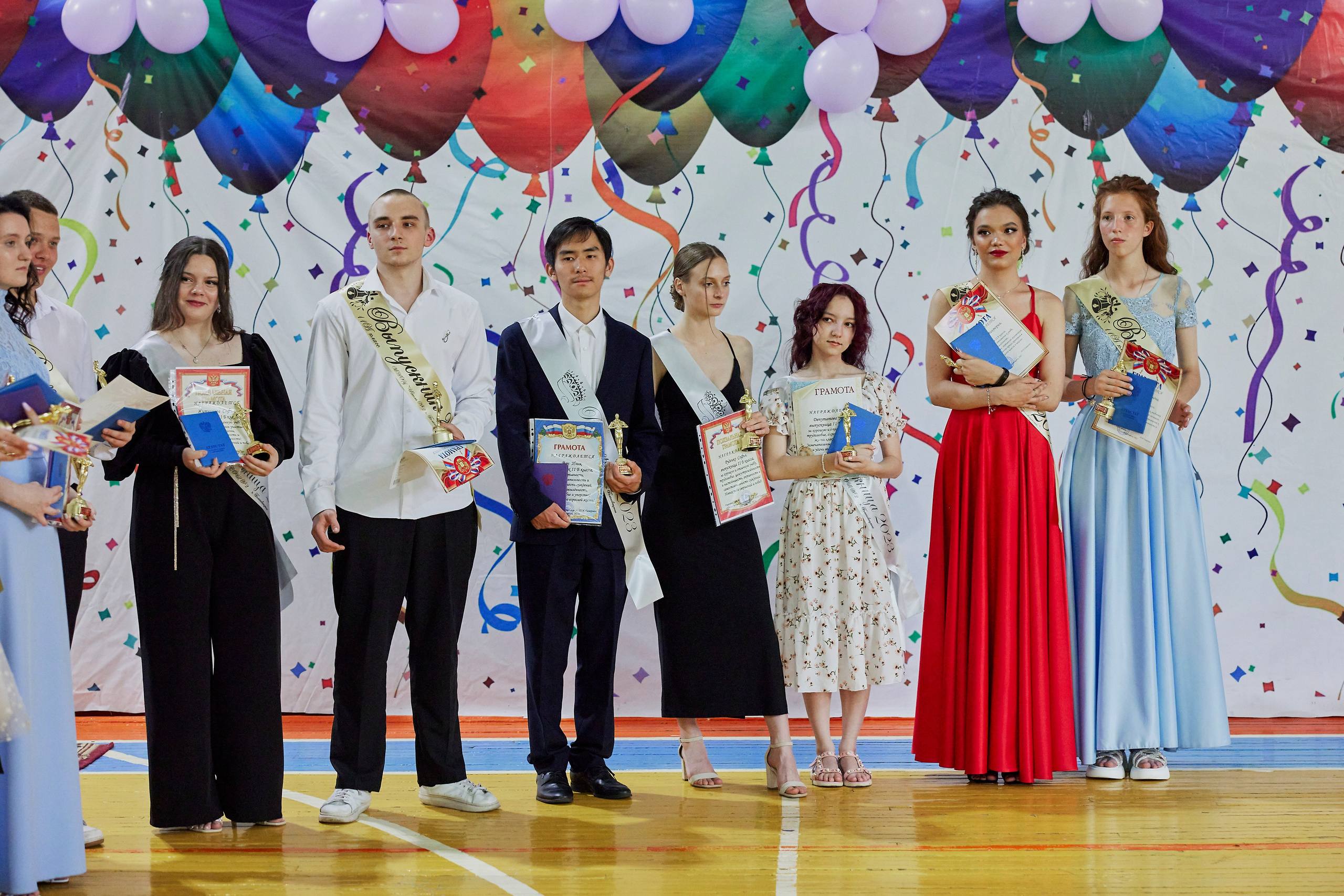 Выпускной 11 класс. Фотостудия «Юла»