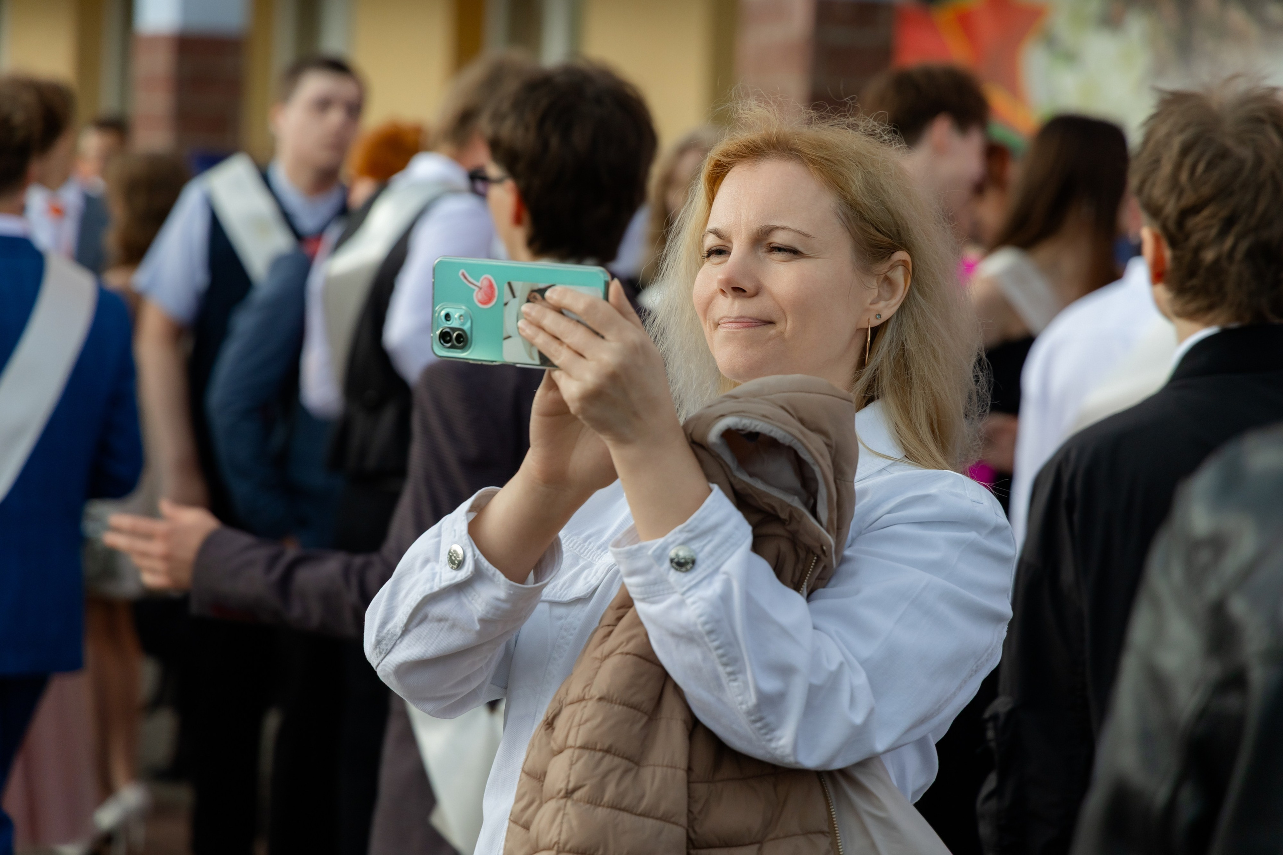 Школьный выпускной 2025 год в Минске, Беларуси. Свадебный фотограф в Минске/Беларуси Сергей Спиридонов