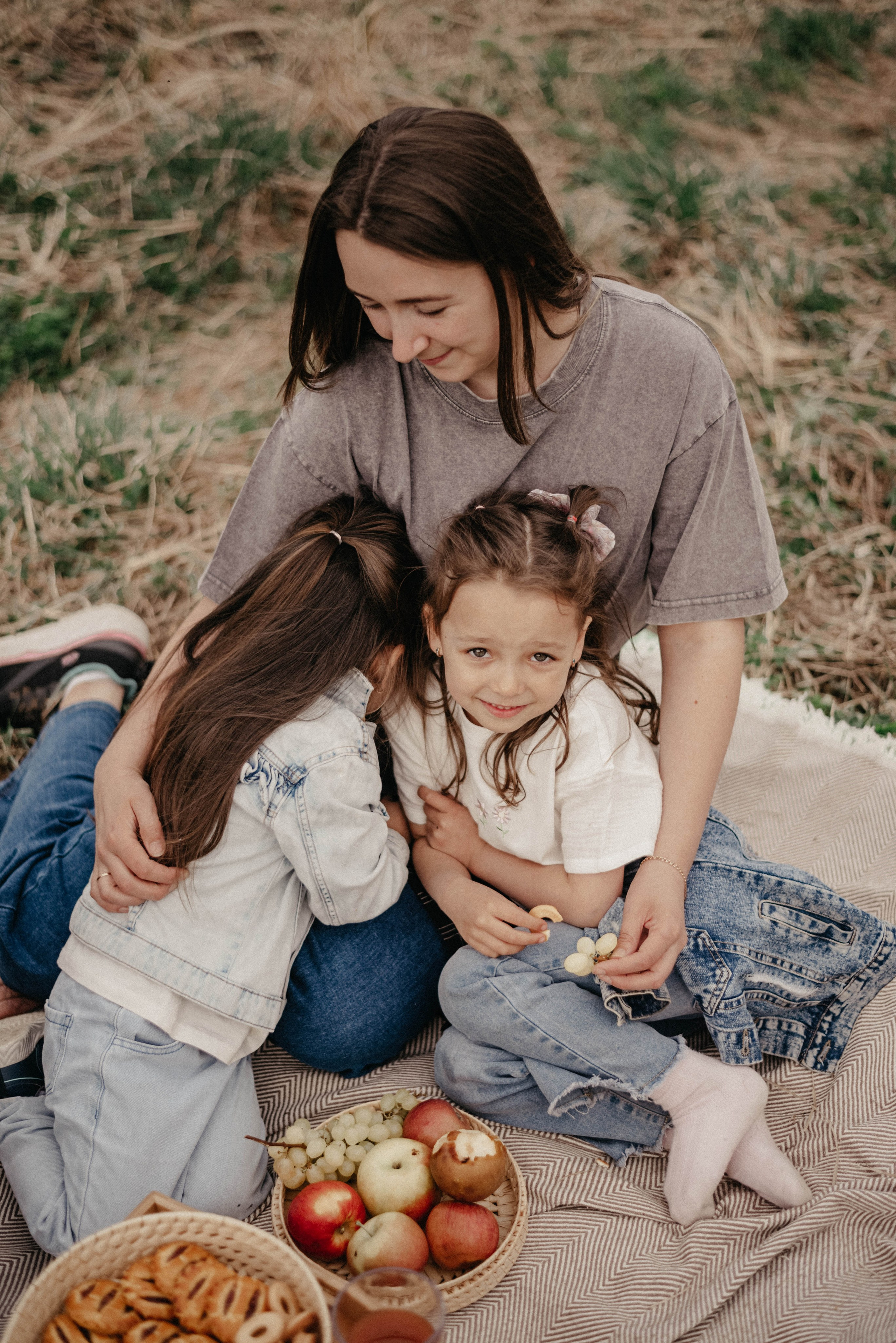 Прогулка с любимыми. Фотоссесия на природе. Семейный фотограф в Железнодорожном Масаева Елена