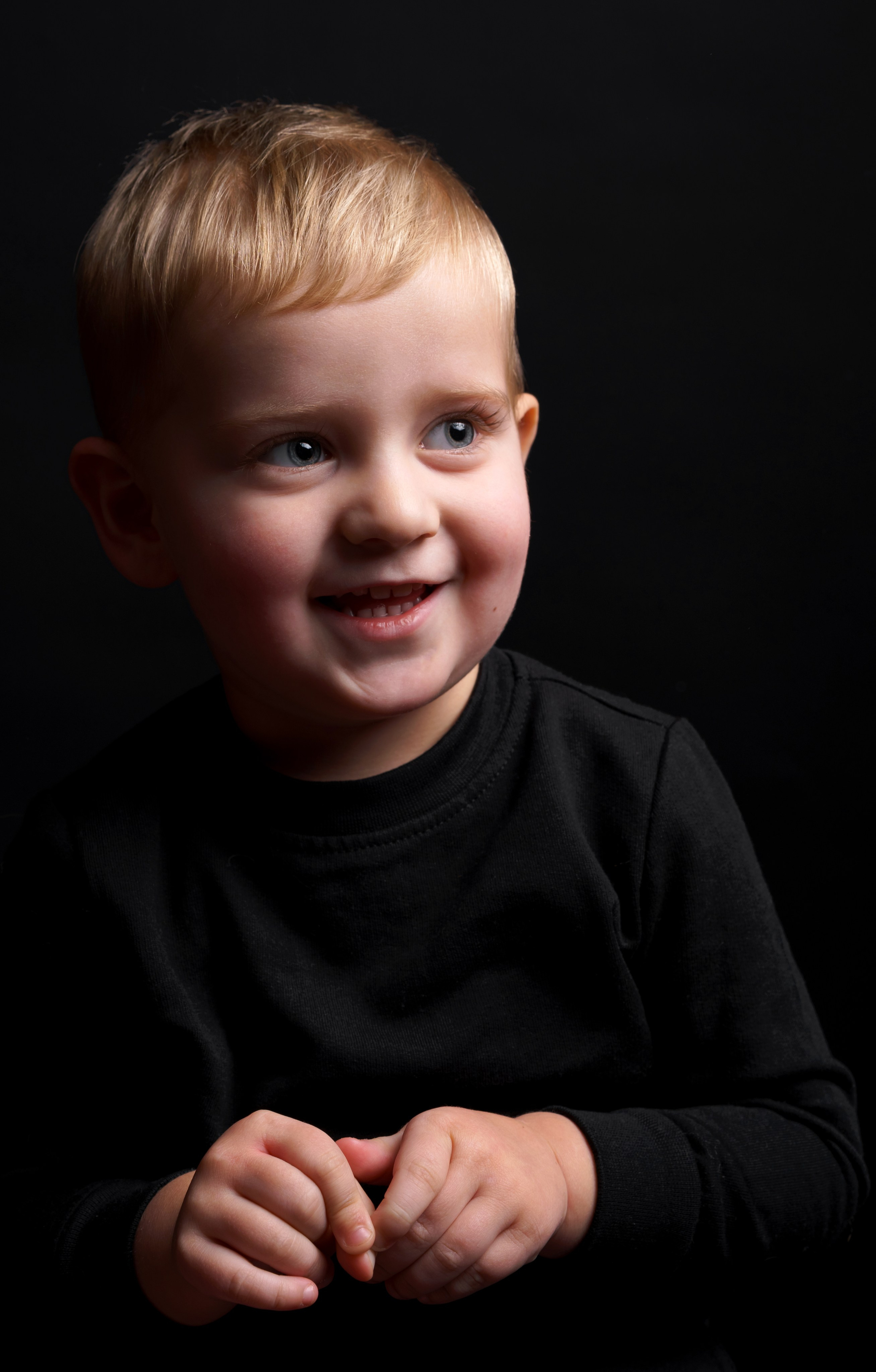 Детская фотосессия, съемки детей, студийная фотосессия. Главная