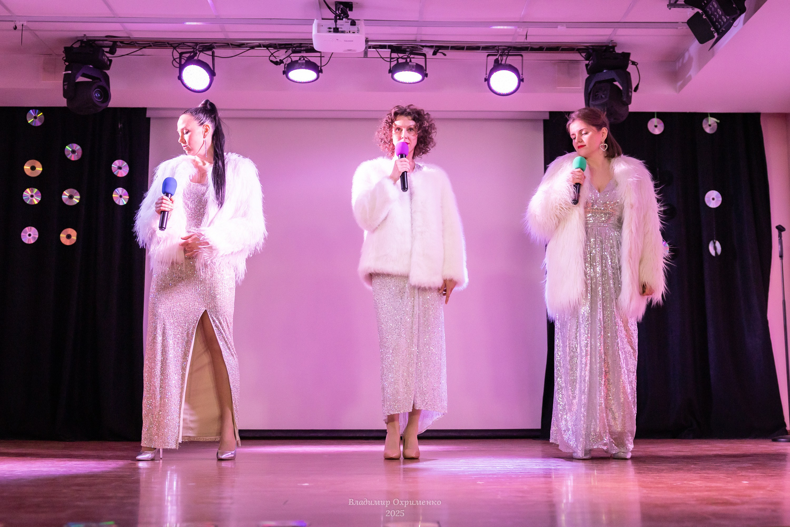 Концерт вокального коллектива Bella Mamma «Мы из 90-х». Фотограф Владимир Охрименко