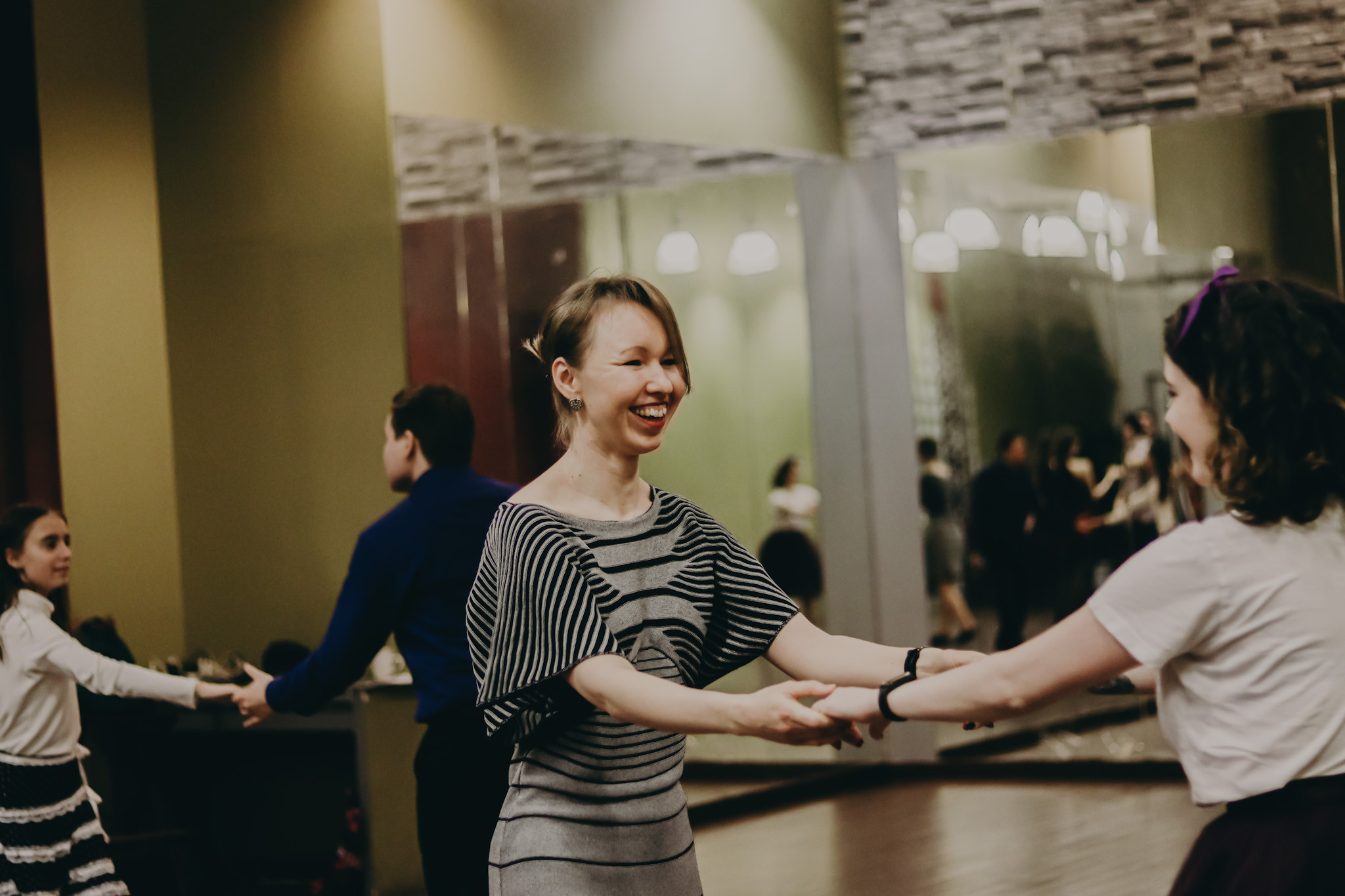 Dancing at «KAT SHI», November 2021. Photographer in Israel Alice Milchin