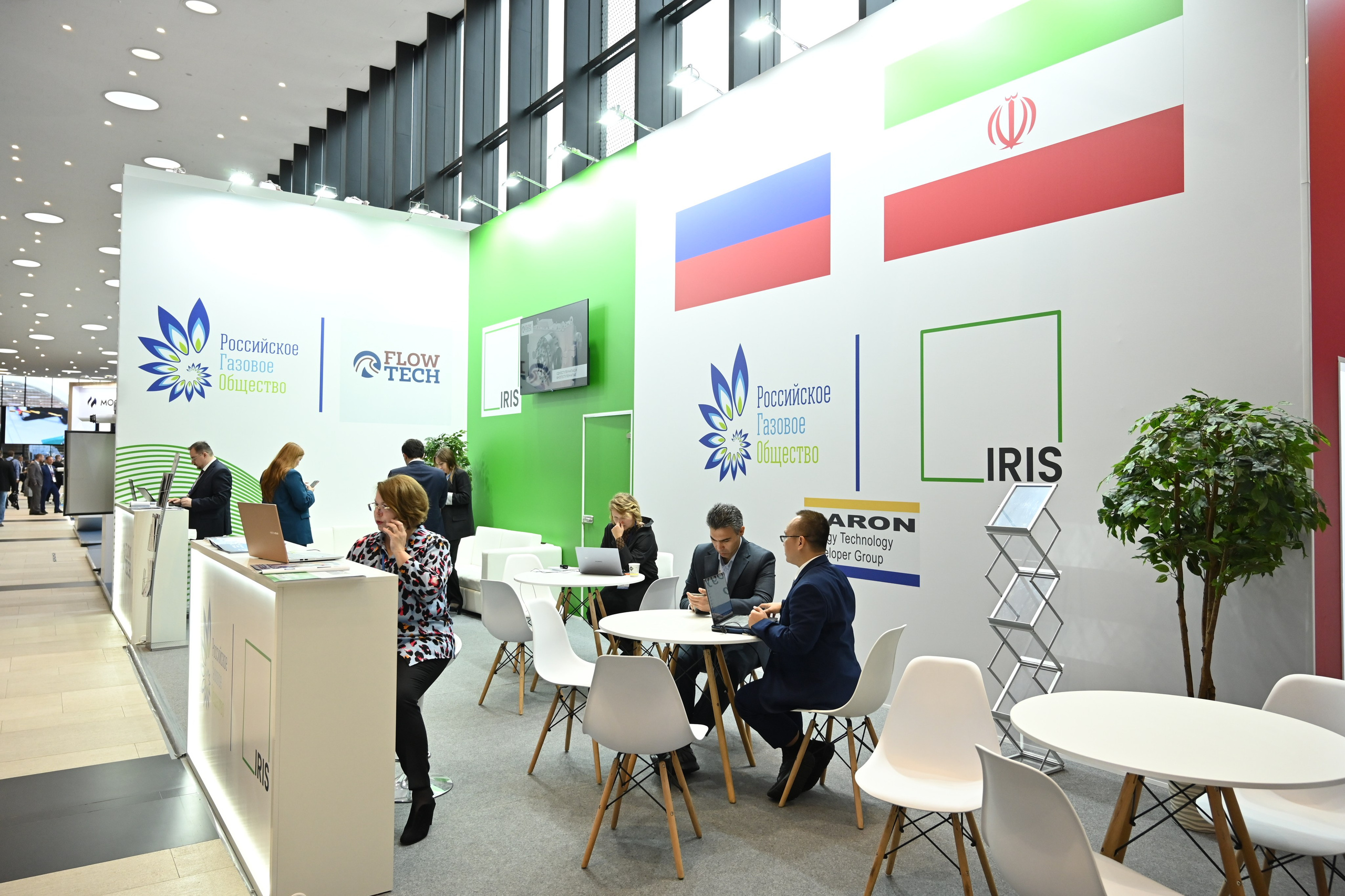 Петербургский Газовый форум. ZDARONOKIA Репортажный фотограф