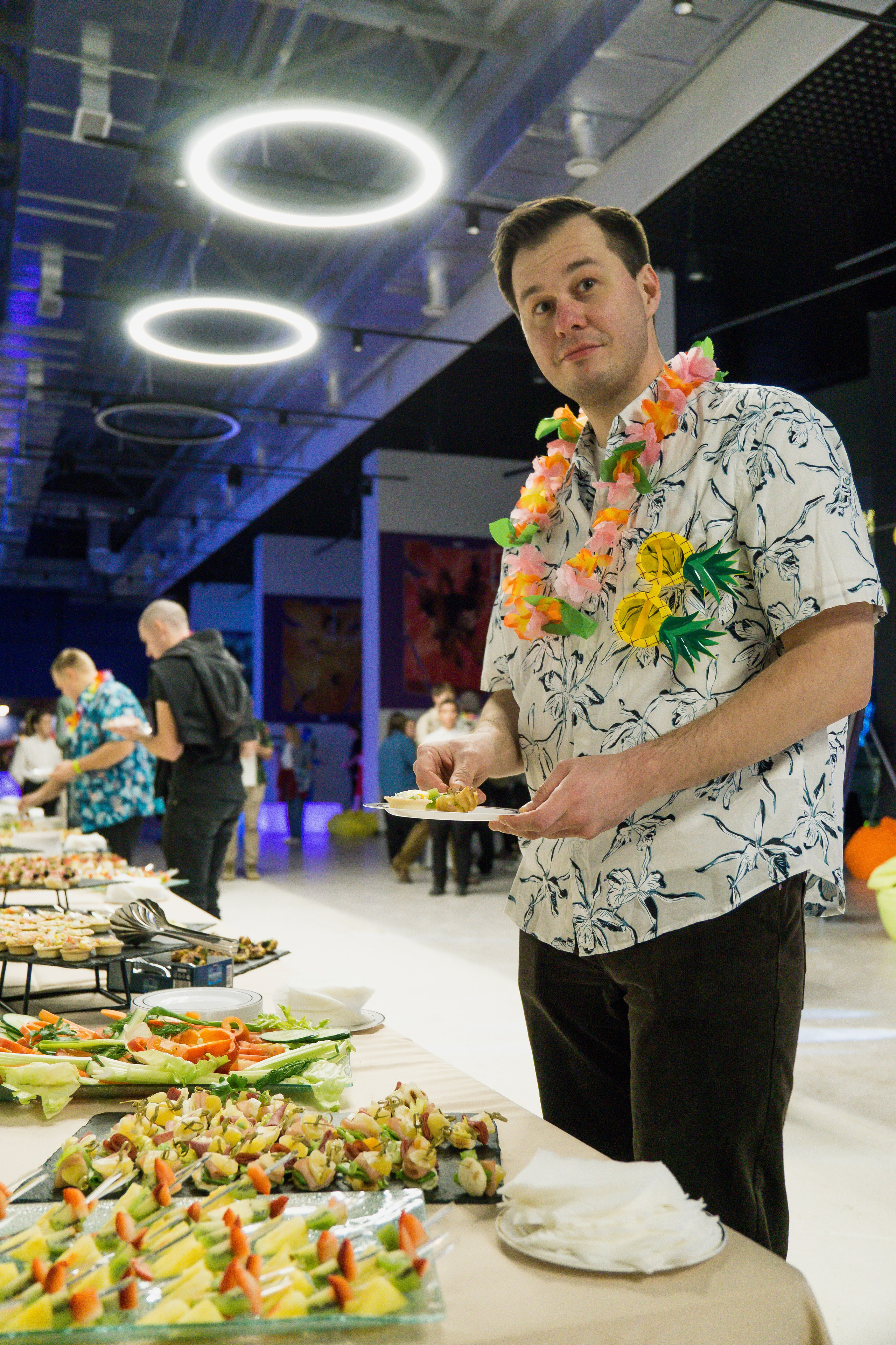 МТС корпоратив Гавайская вечеринка. Фотограф