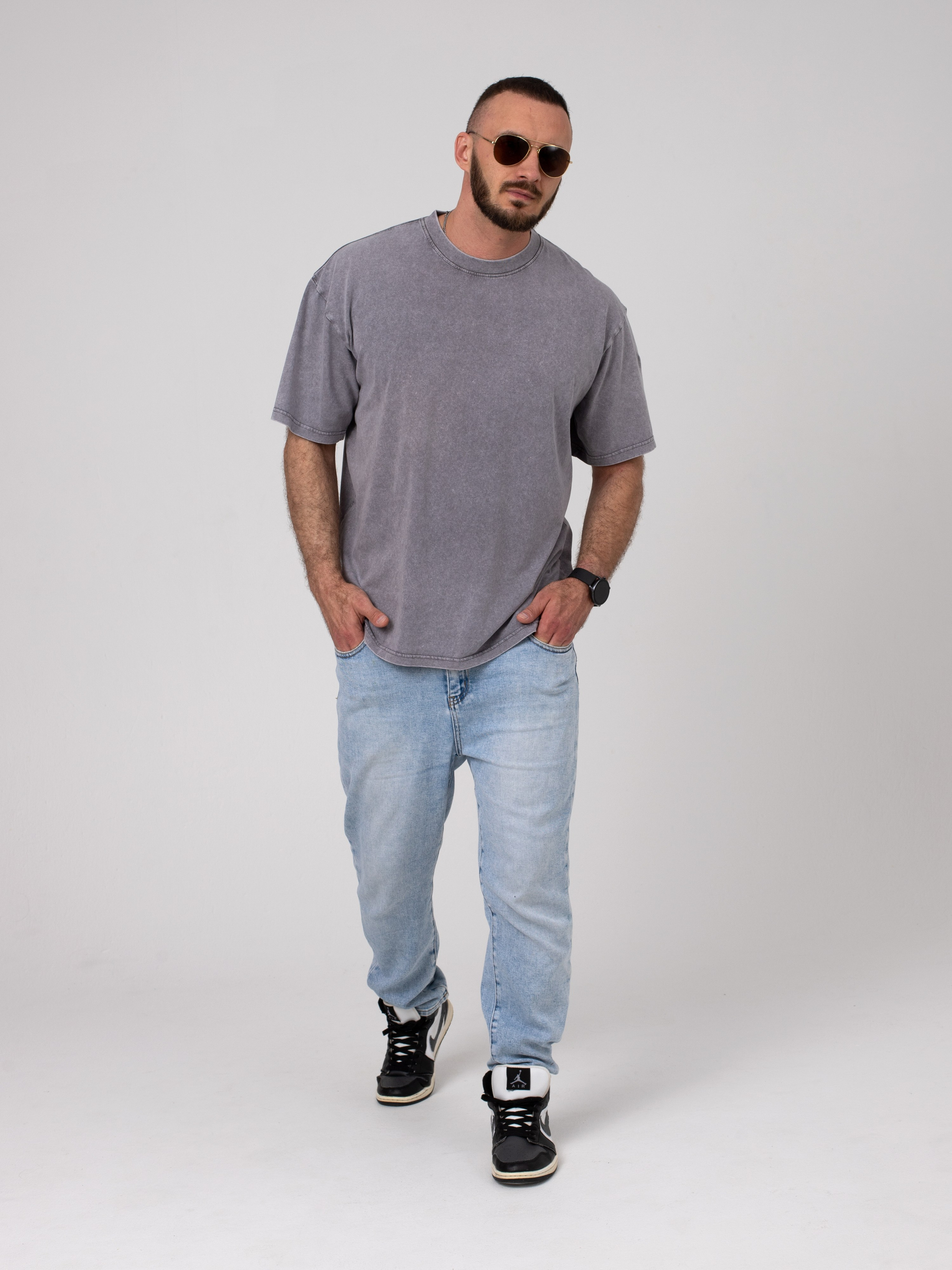 Игорь, 187 см, 50-52 р-р. KED Production — продакшн из СПб. Создаём фото, видео и контент, который помогает брендам и селлерам продавать больше