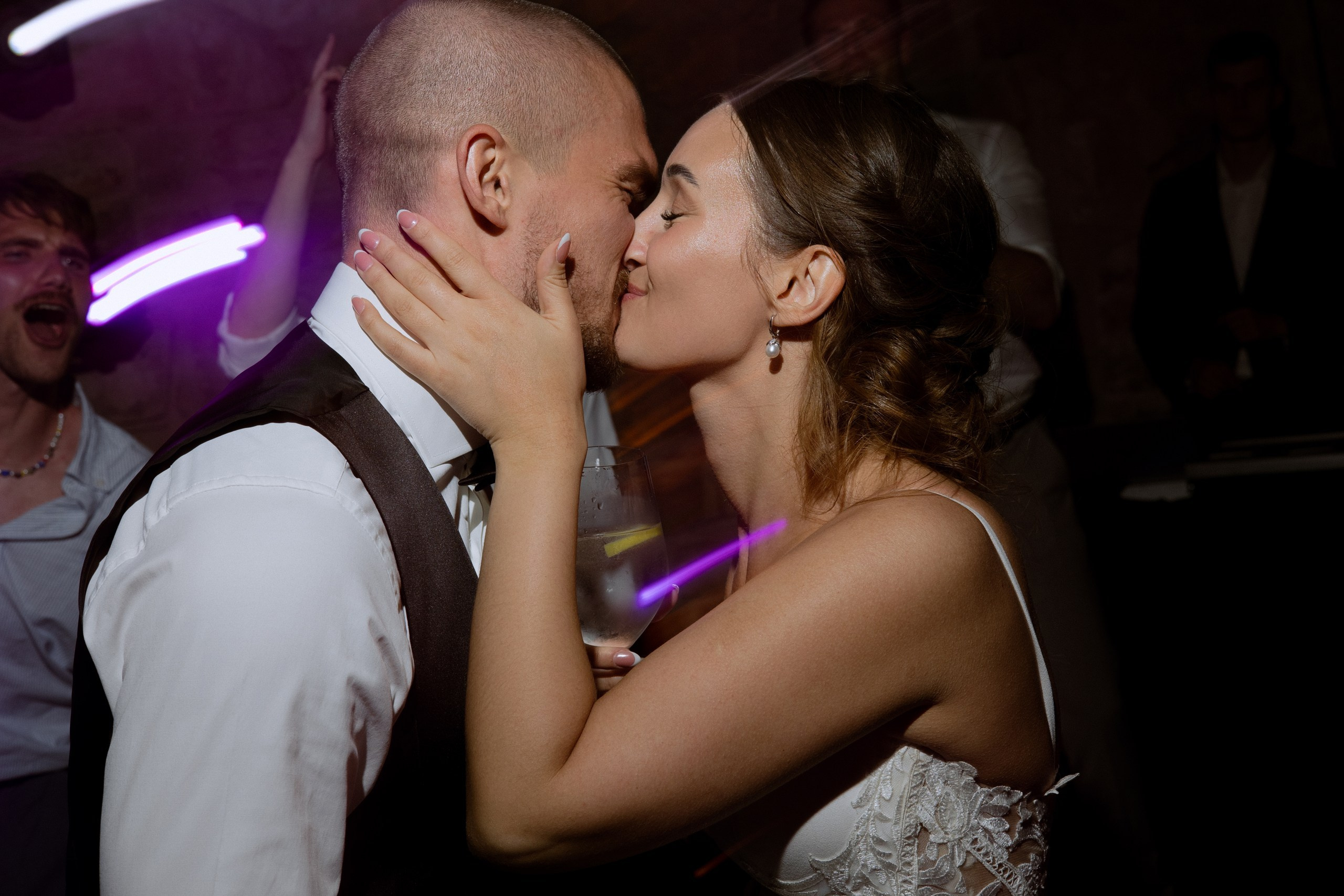 Viktoria und Tim. Galina and Nikita Bykovets, a wedding photographer and videographer duo in Germany