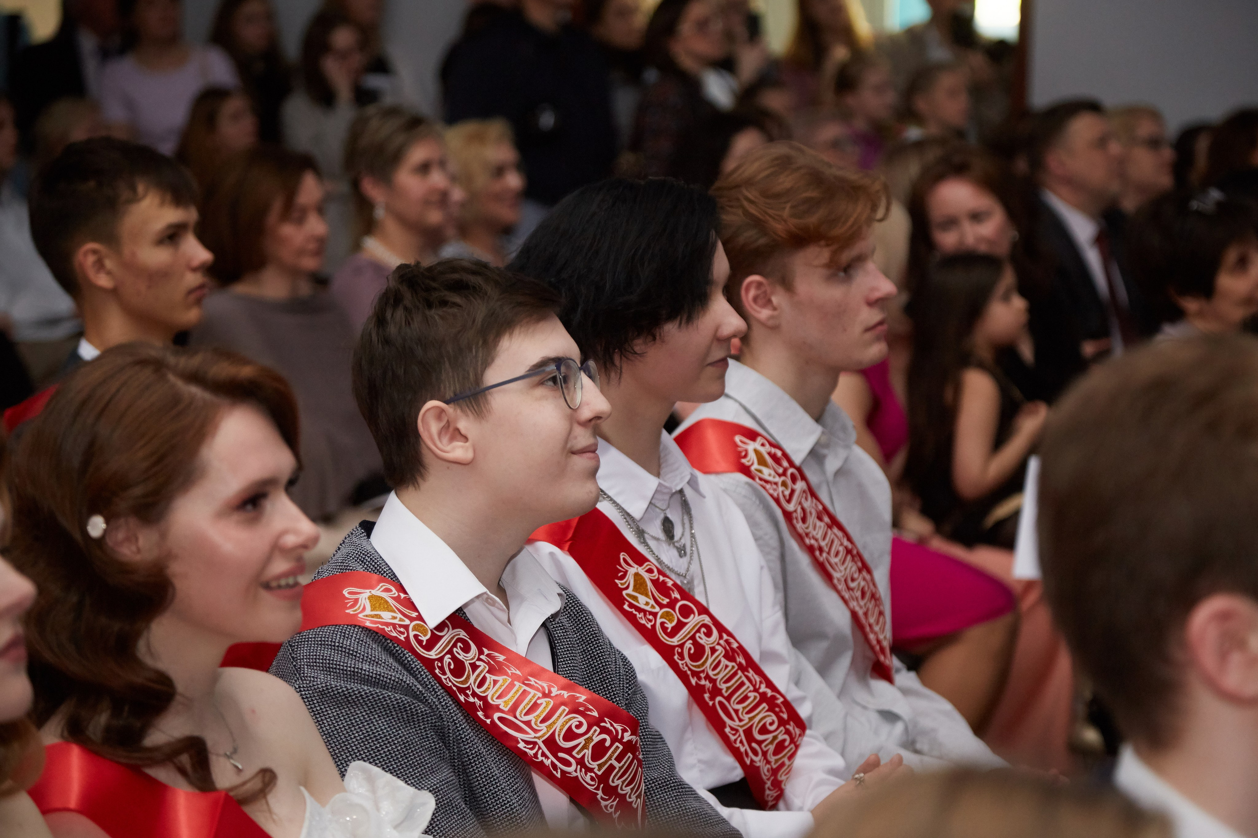 Последний звонок. Фотограф Савченко Люба. Москва