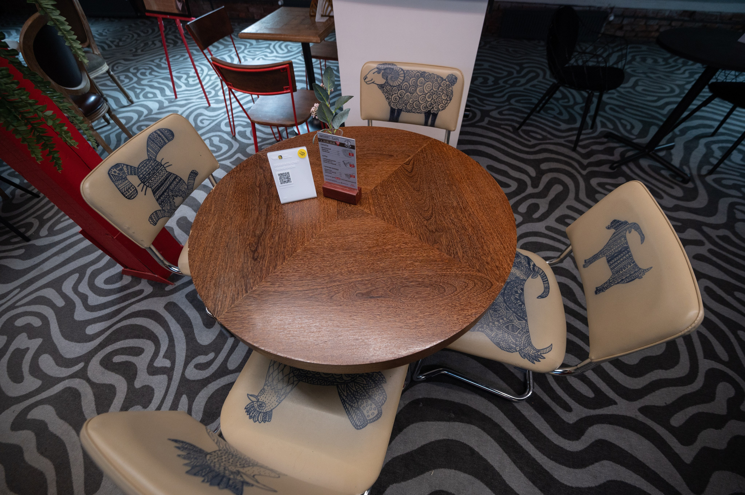 VERTICAL Boutique Hotel. Anastasia Raduga Fashion and portret photograph, worldwide