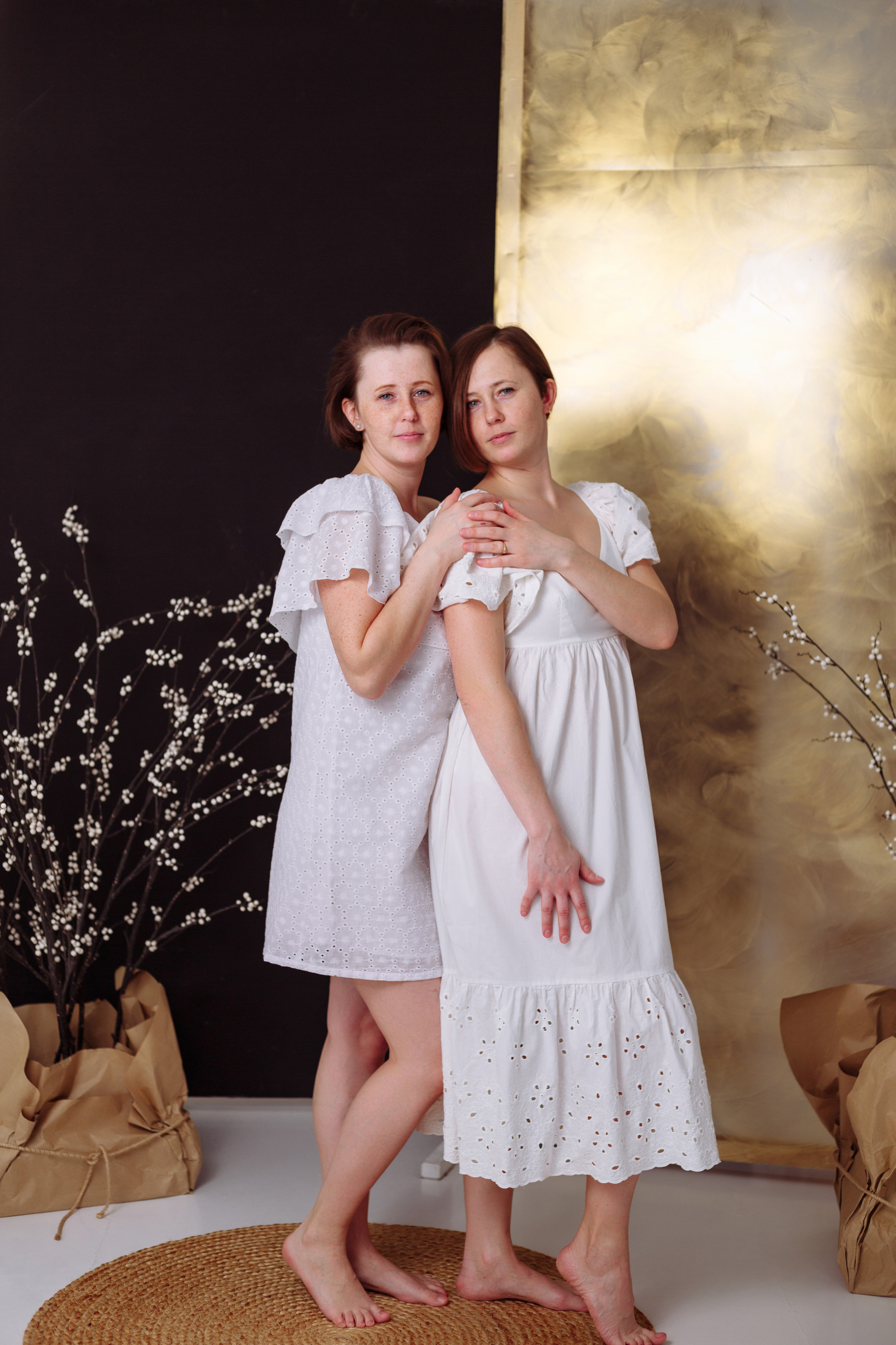 Люба и Катя (фотодень «Весна»). Фотограф новорожденных Тверь Диана Муляева