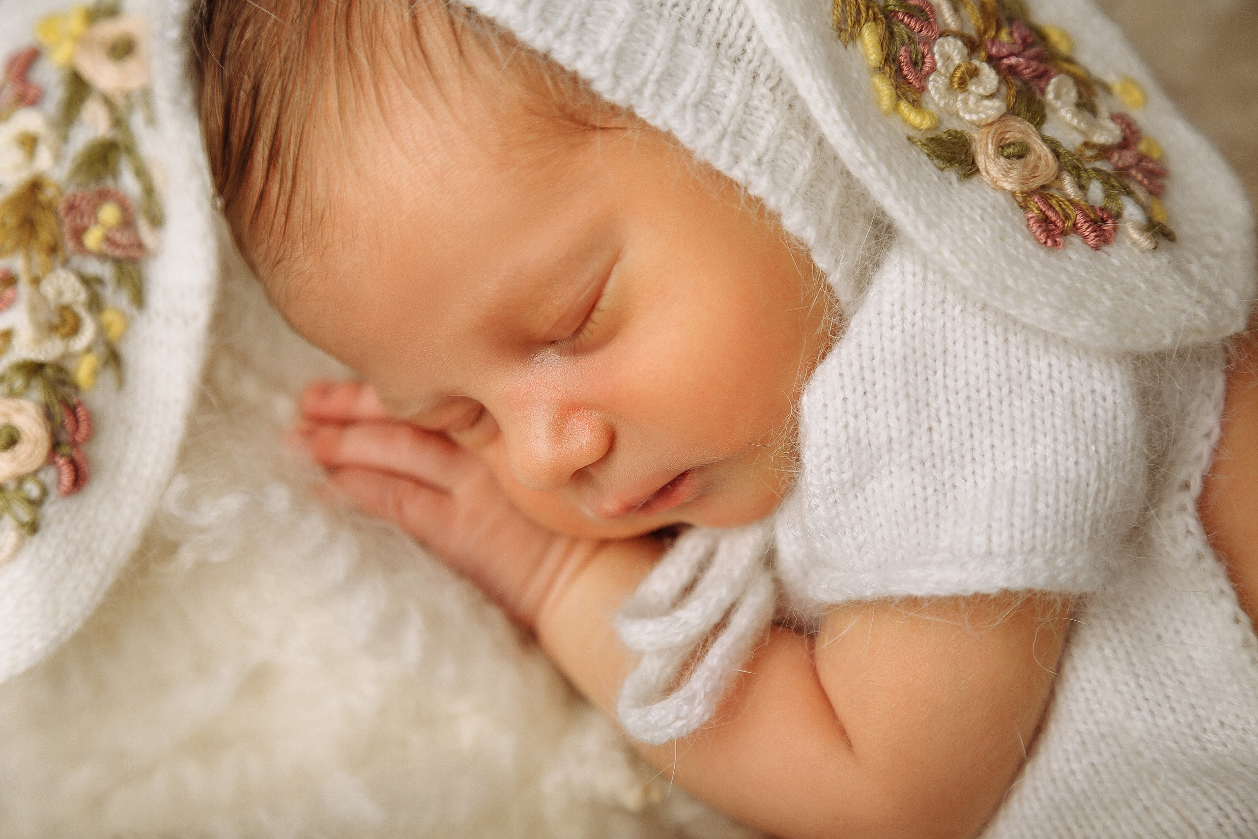 Алиса, 6 дней. Фотограф новорожденных Тверь Диана Муляева