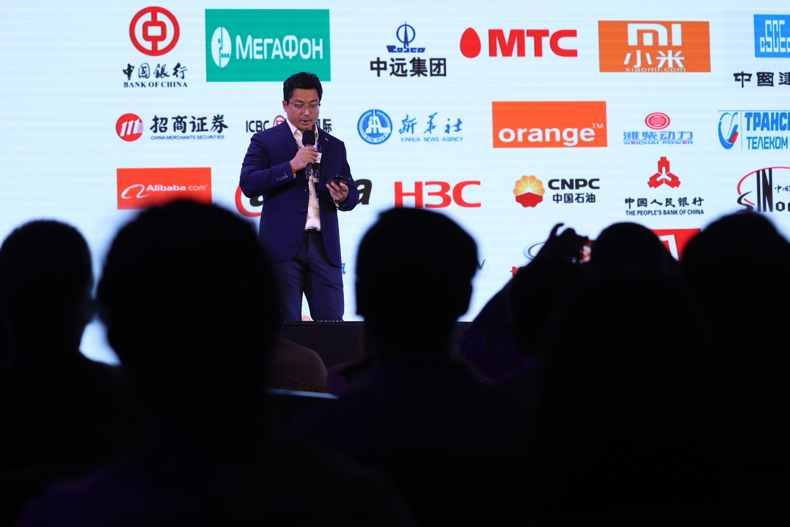 Репортажный фотограф в Москве Артём Соболев