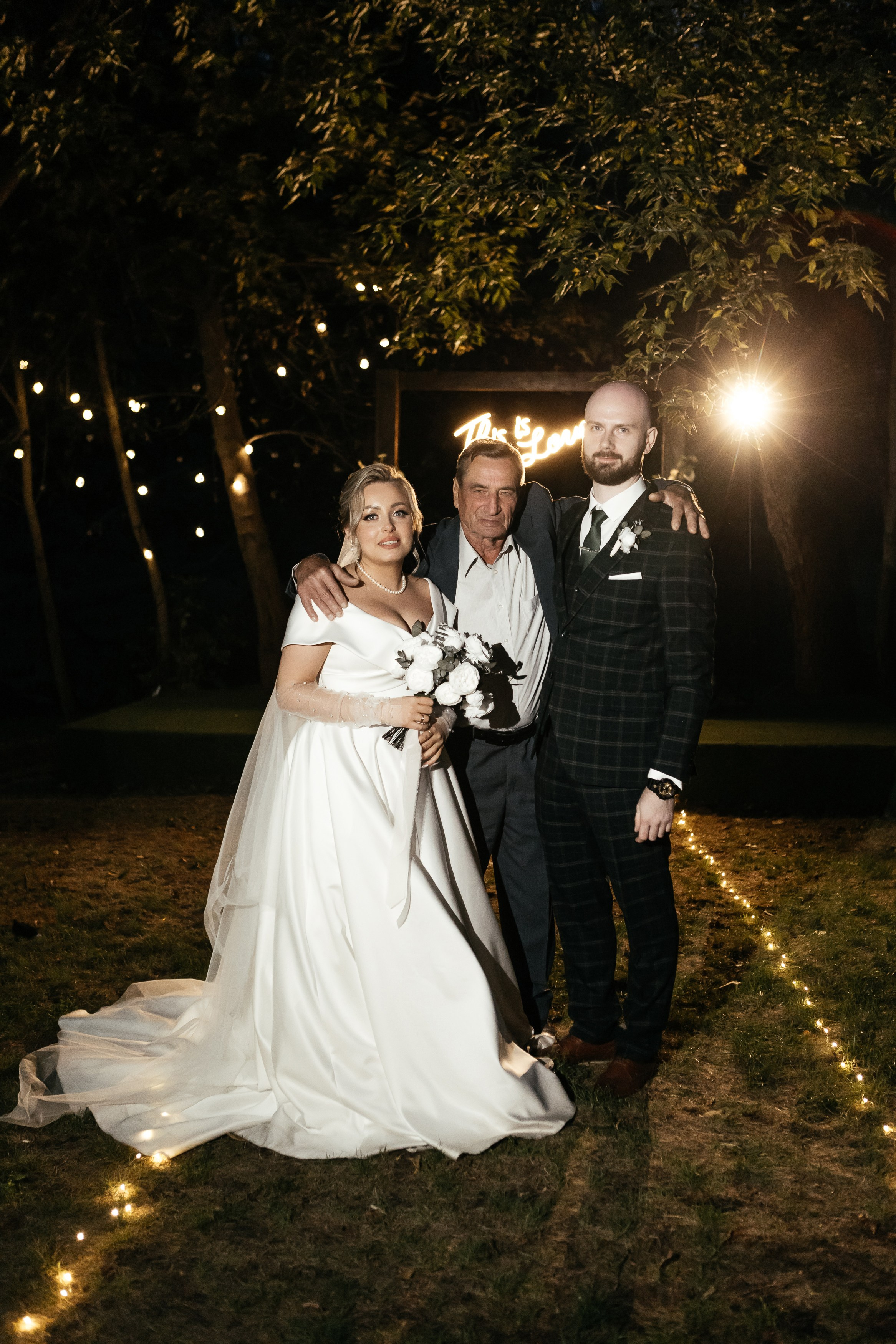 Свадебный фотограф Уфа — Руслан ГабдлисламовЖивые эмоции, красивые кадры, воспоминания на всю жизнь.Работаю по всей Республике Башкортоста. Свадебный фотограф Уфа Руслан Габдлисламов