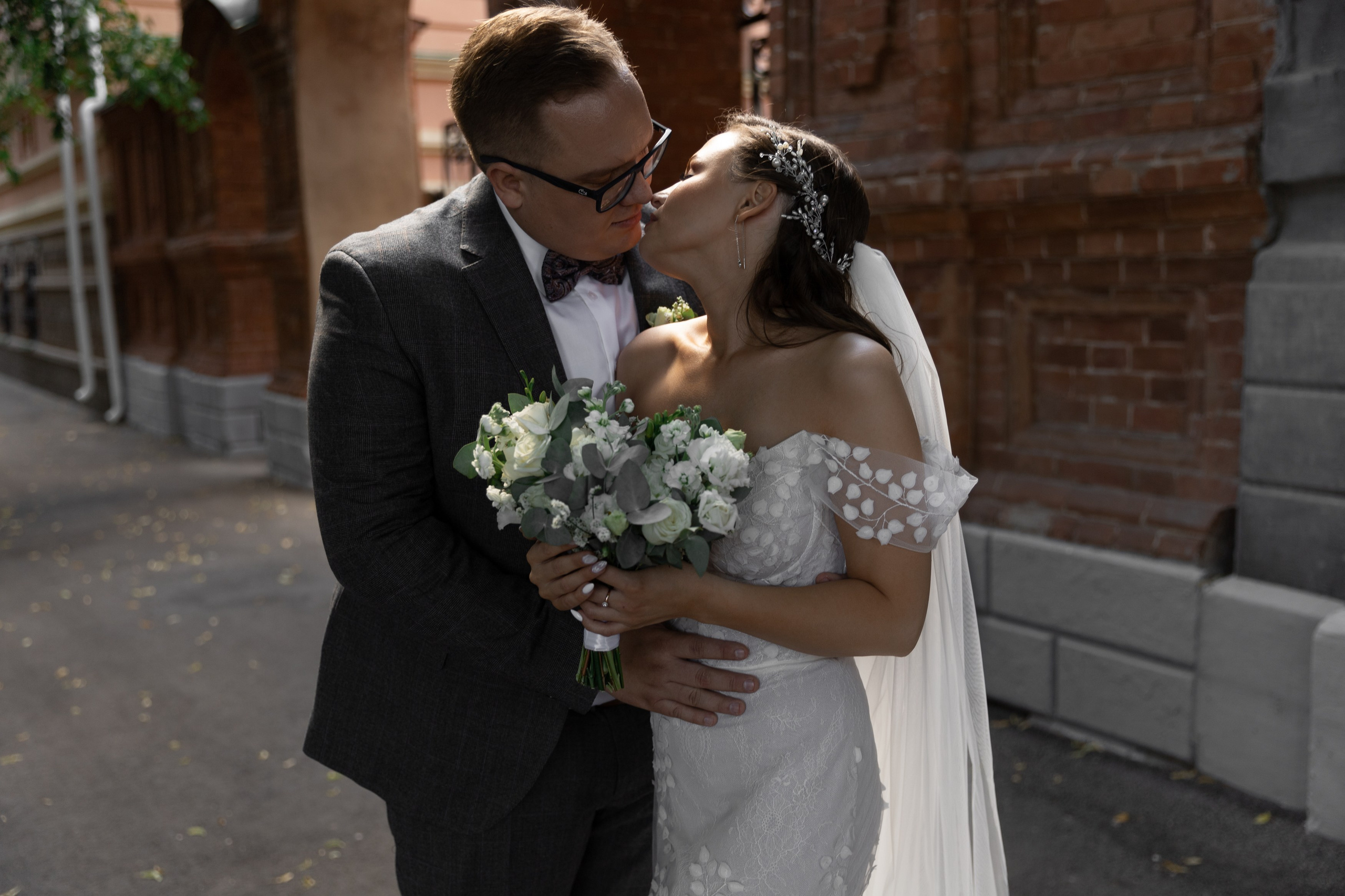 Свадебный фотограф Уфа — Руслан ГабдлисламовЖивые эмоции, красивые кадры, воспоминания на всю жизнь.Работаю по всей Республике Башкортоста. Свадебный фотограф Уфа Руслан Габдлисламов