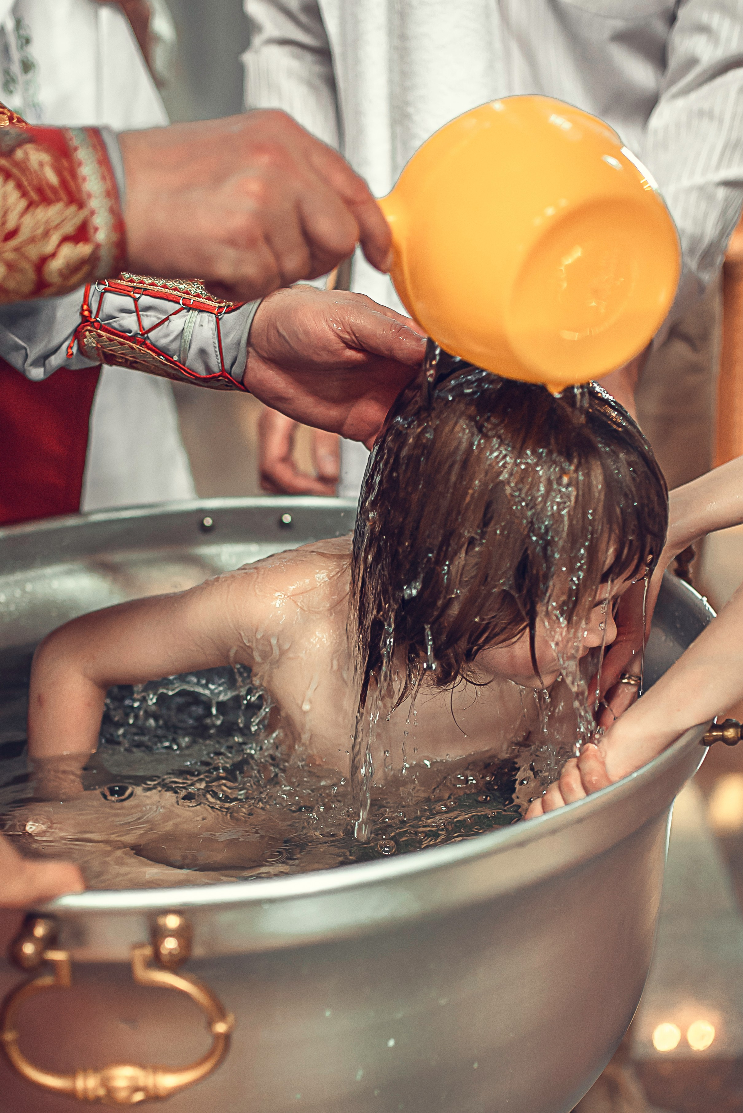 Таинство Крещения. Никодимос, Серафима и Алиса. Фотограф Стеценко Наталия. Одинцово, Москва, Московская область