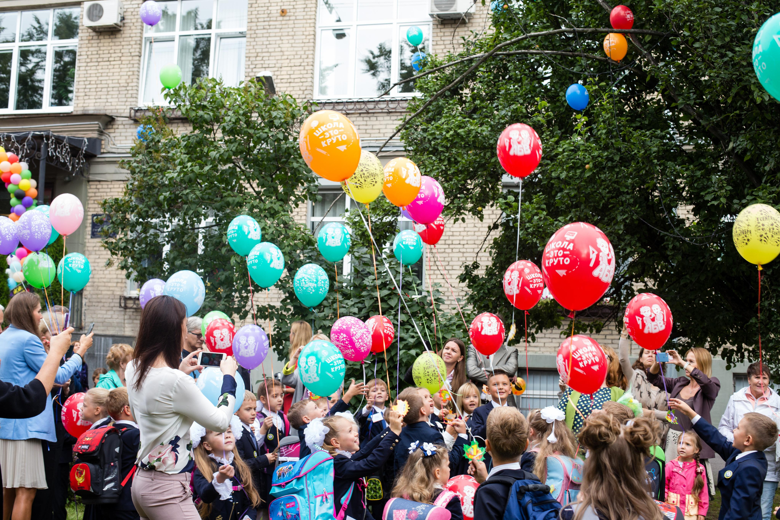 1 сентября в 631 гимназии. Фотограф в Санкт-Петербурге Закута Ольга