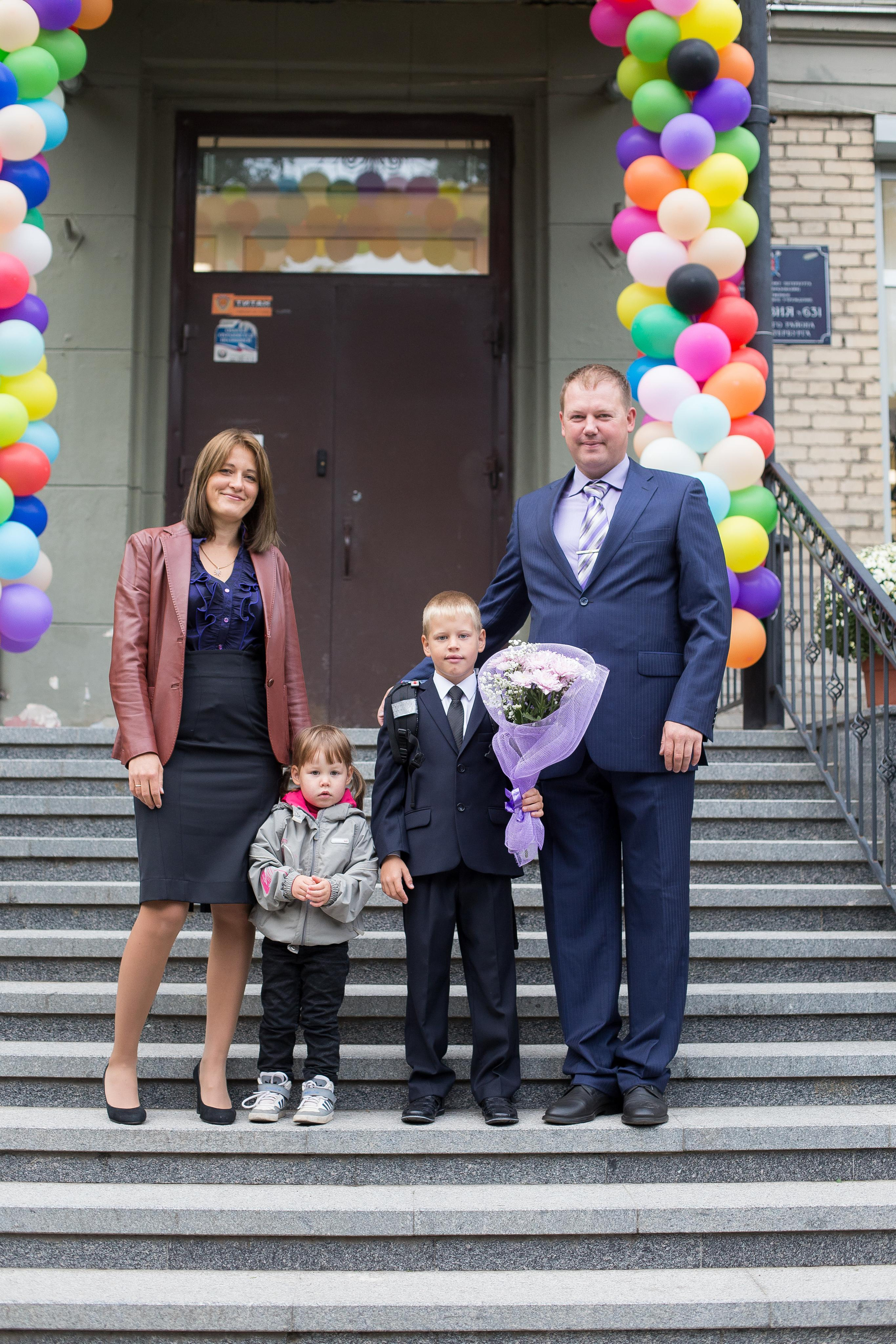 1 сентября в 631 гимназии. Фотограф в Санкт-Петербурге Закута Ольга