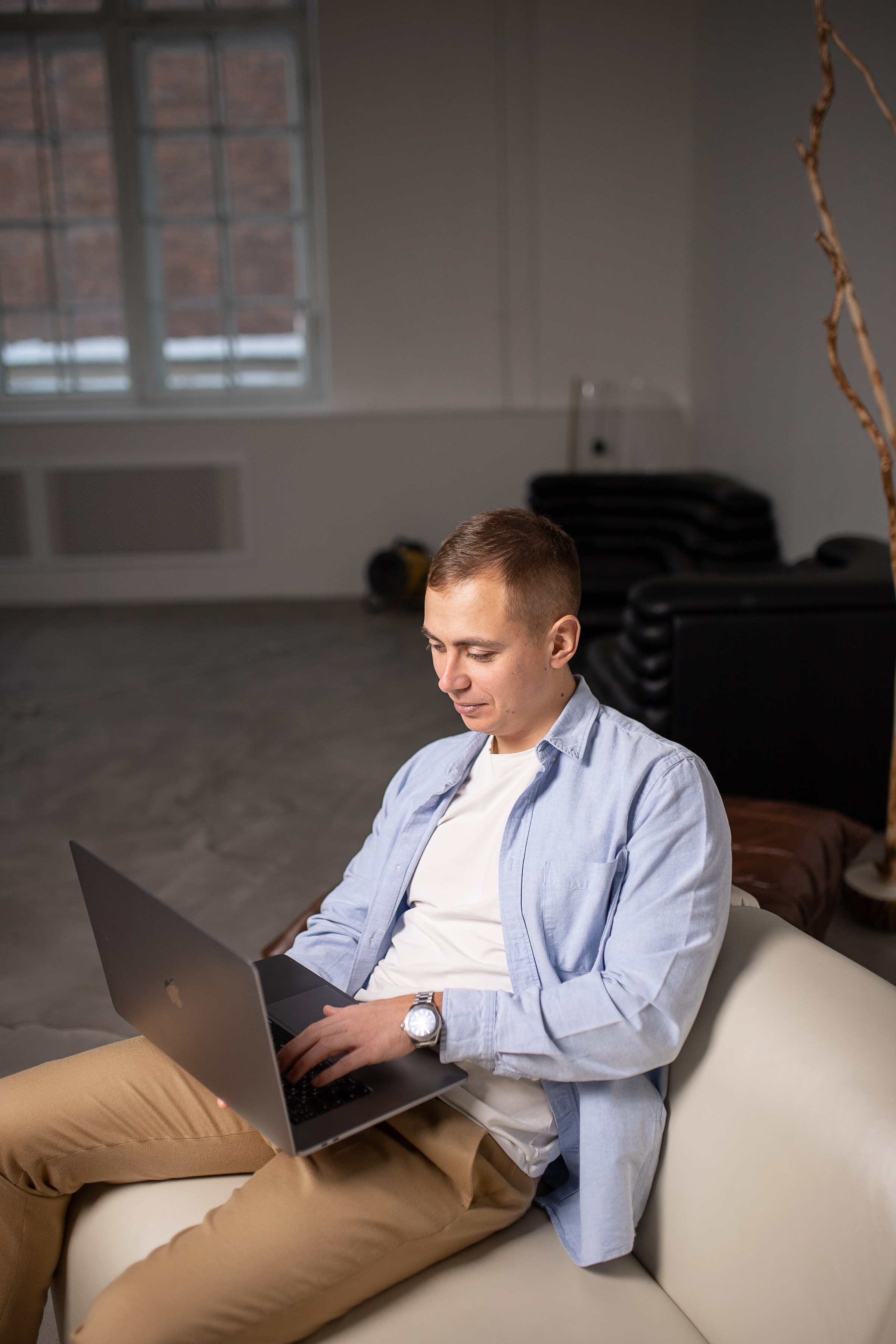 Ян строитель. Фотограф Санкт-Петербург Раднаева Юлия