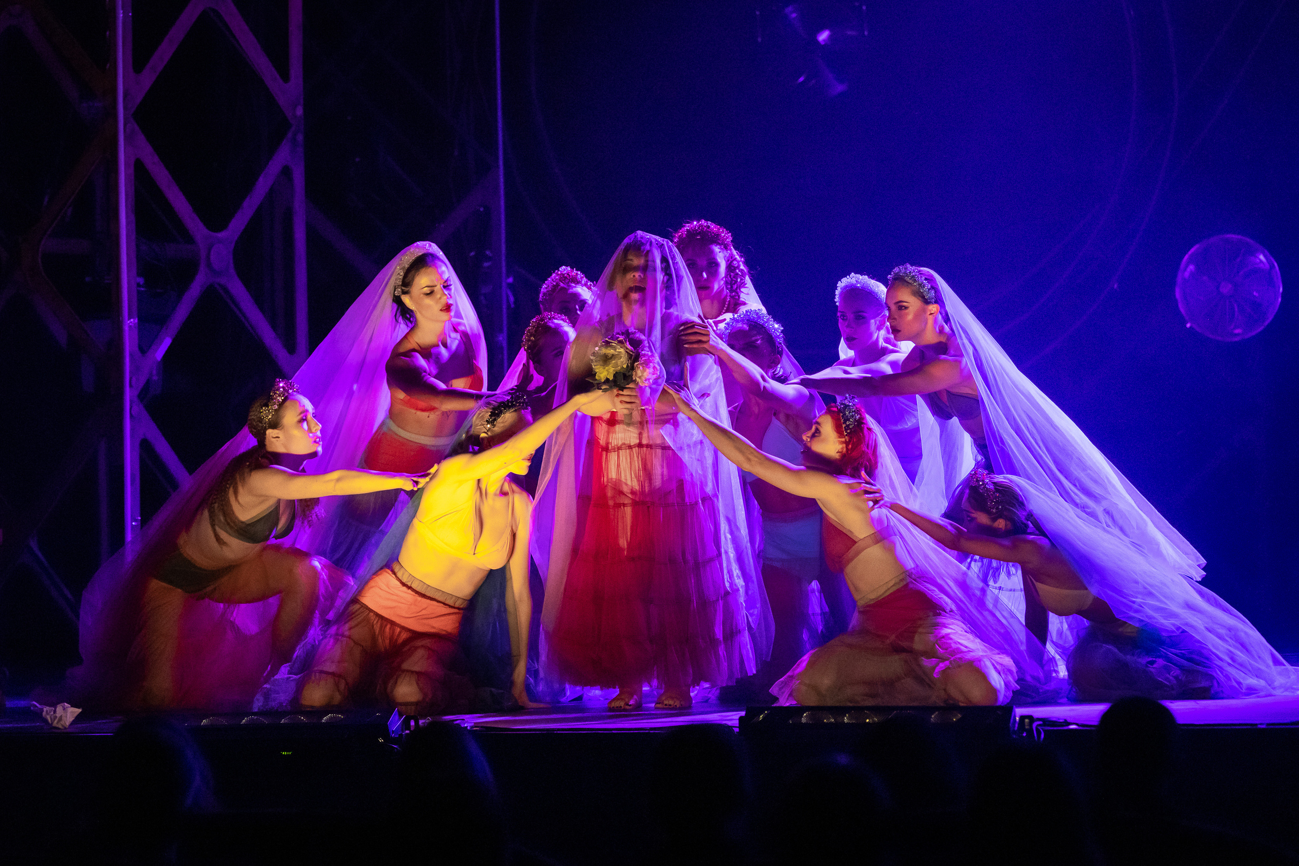Сцена, театр, шоу. Фотограф Антон Кузнецов, Ташкент